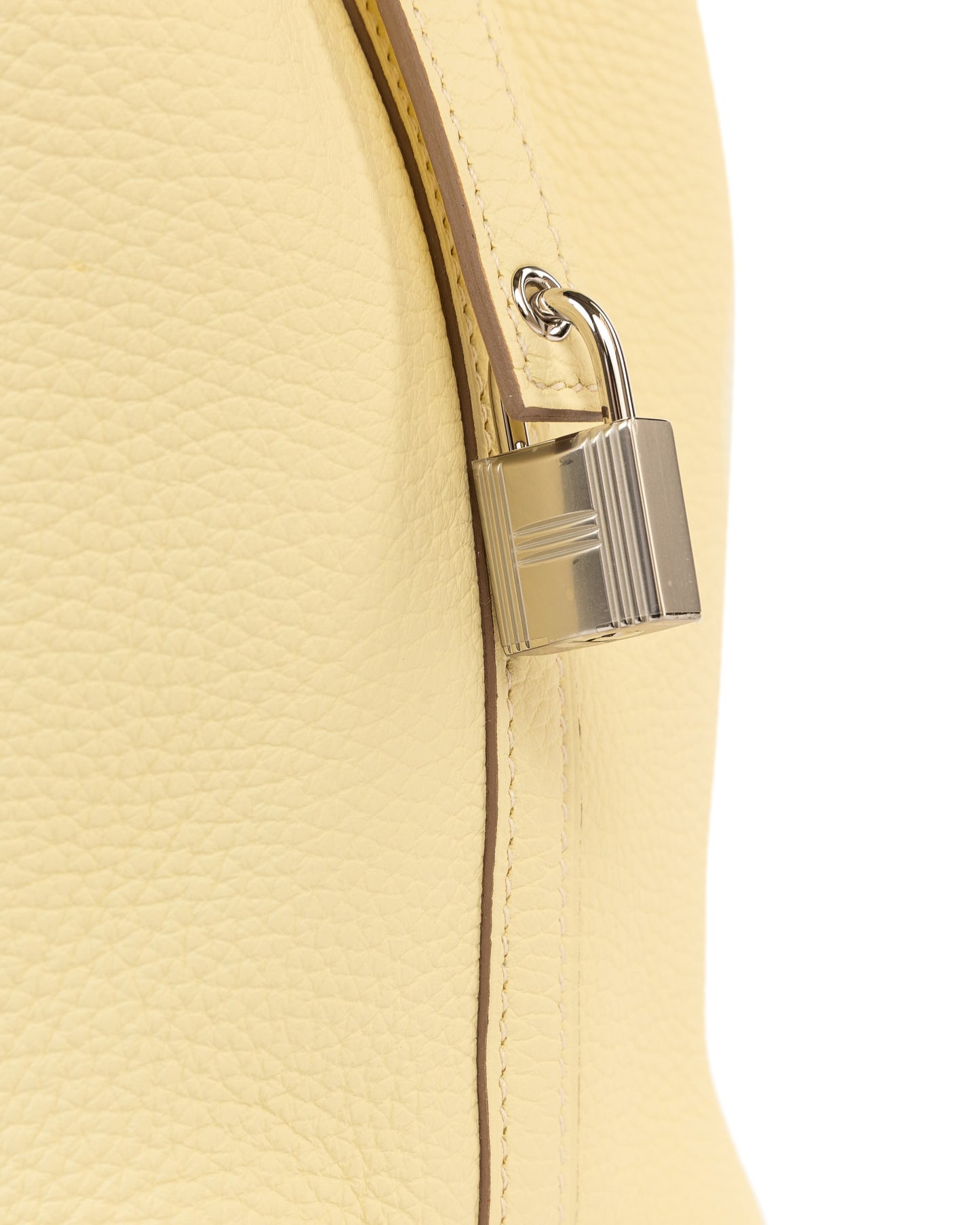 Picotin 18 Jaune Milton in Taurillon Clemence Leather with Palladium Hardware