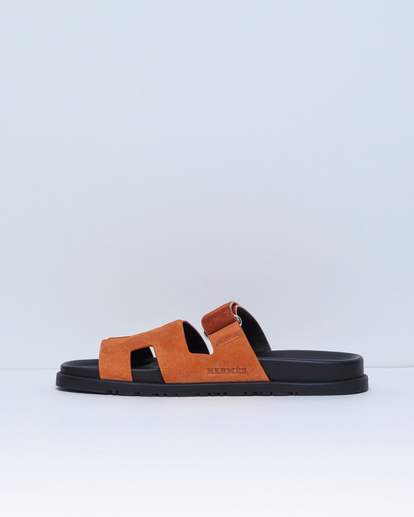 Chypre Sandal Femme in Rose Bois De Santal/Rouge De Turin Suede