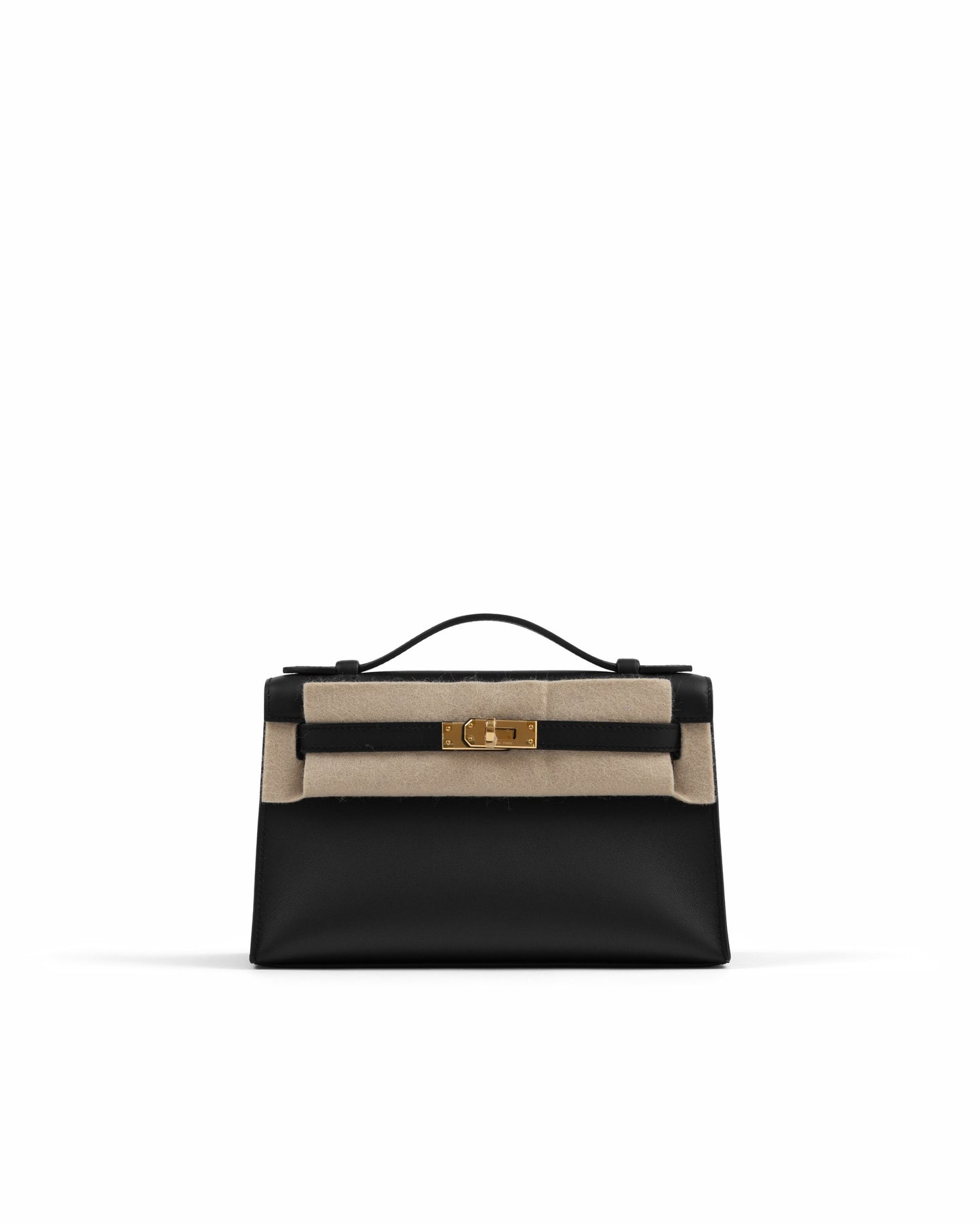 Kelly Pochette Black in Swift Leather with Gold Hardware