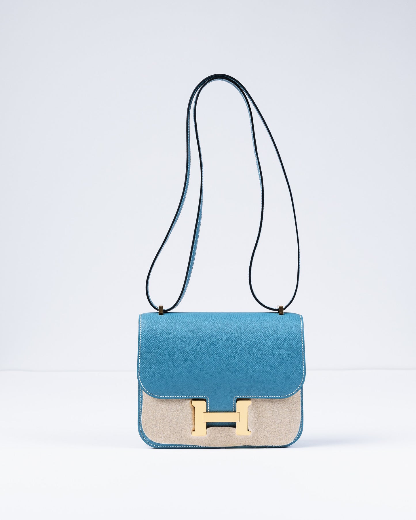 Constance 18 New Blue Jean in Epsom Leather with Gold Hardware