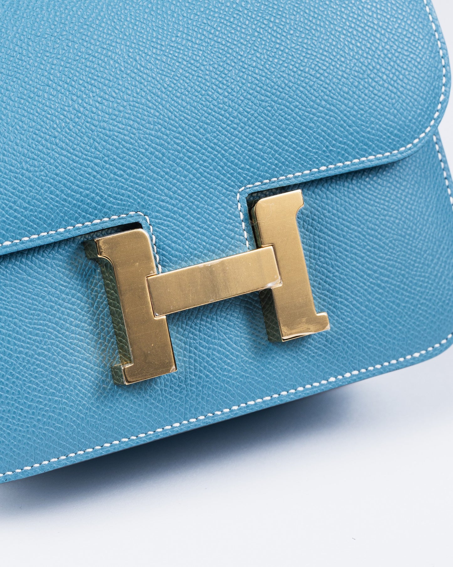 Constance 18 New Blue Jean in Epsom Leather with Gold Hardware