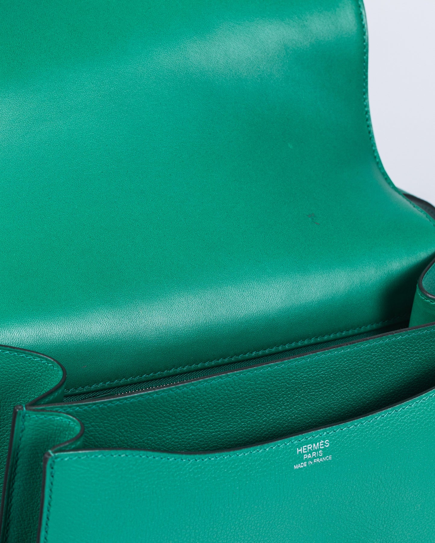Constance 24 Vert Vertigo in Evercolour leather with Palladium Hardware
