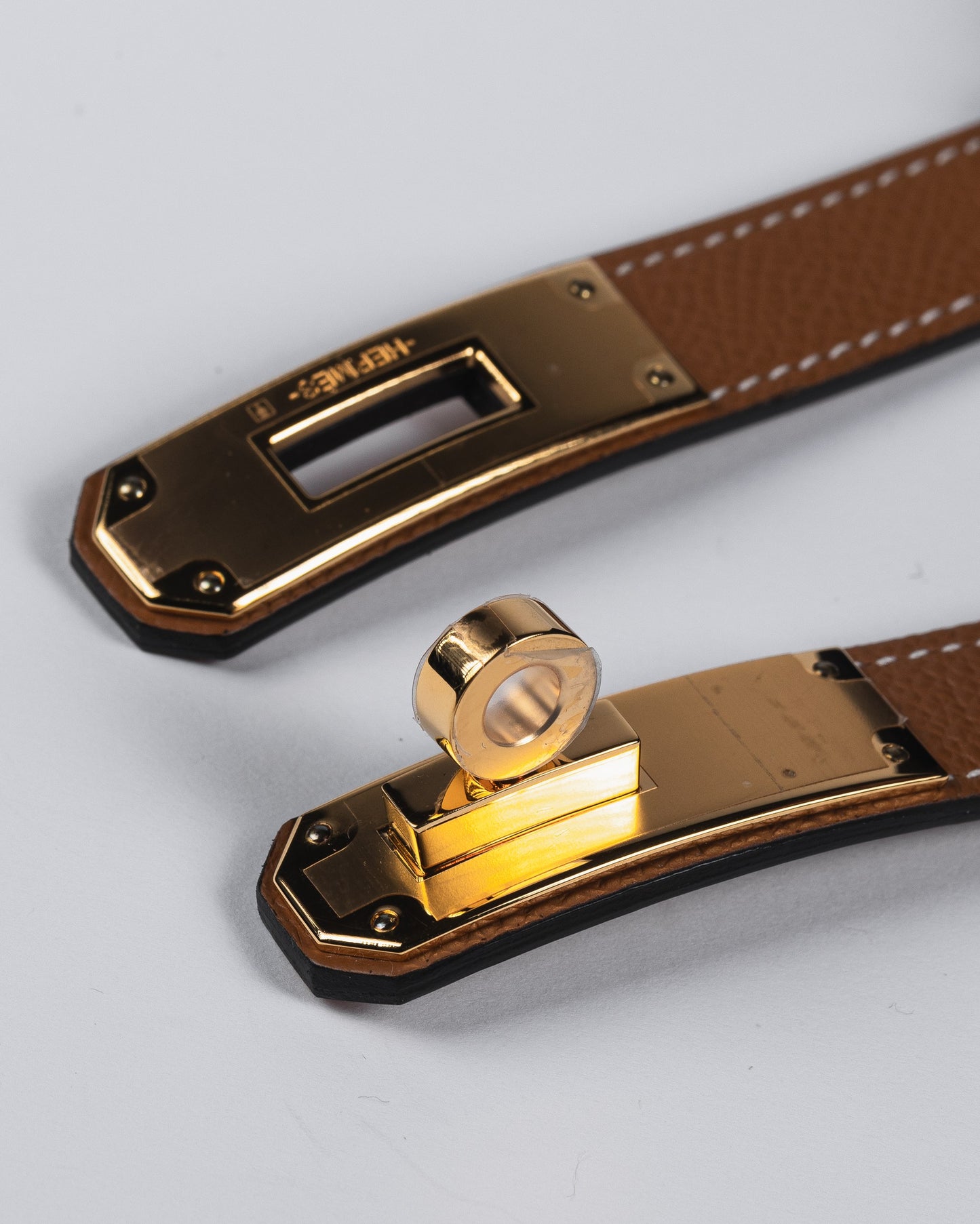 Kelly Belt Gold in Epsom leather with Gold Hardware