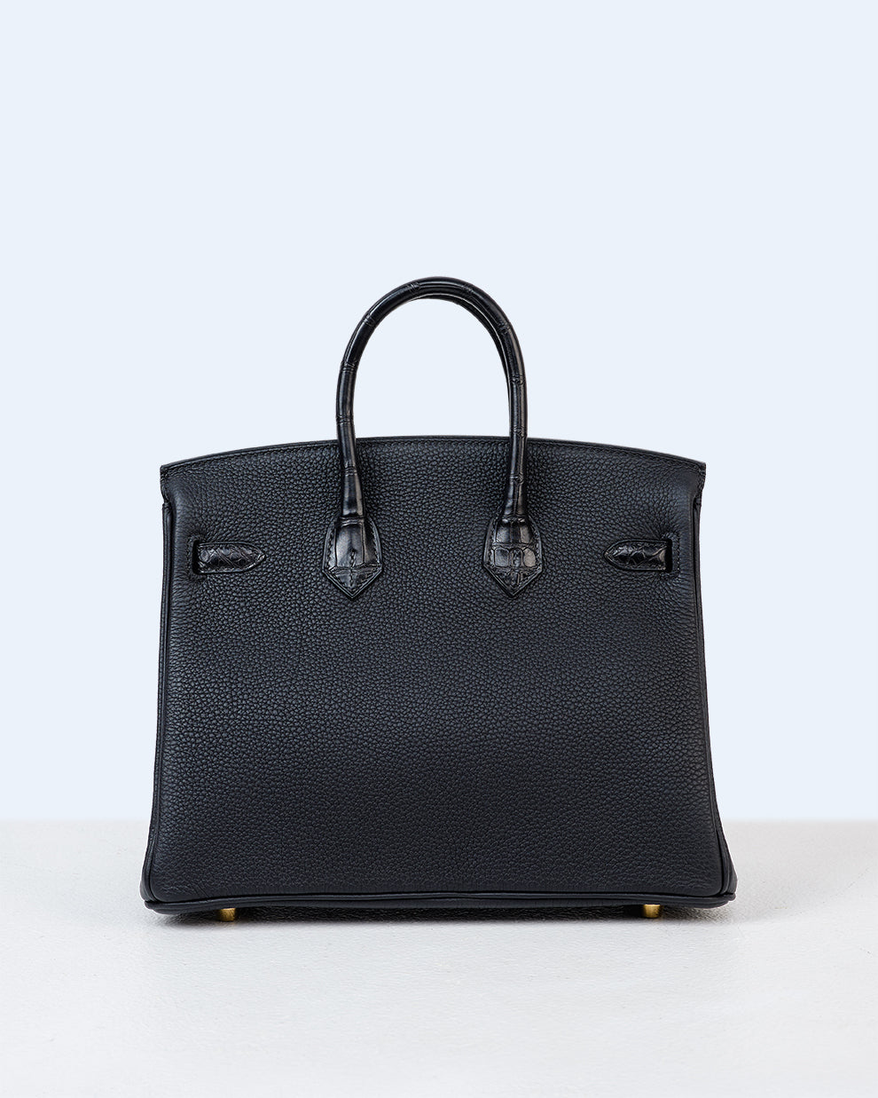 Birkin 25 Black in Togo Leather and Matte Alligator Touch with Gold Hardware