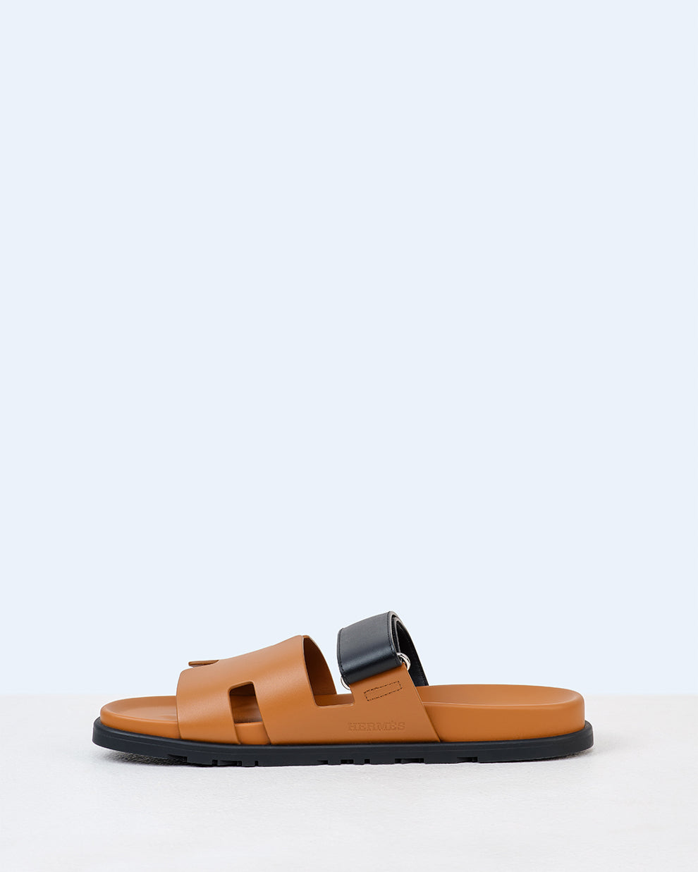 Chypre Sandal Homme Gold and Black in Calfskin Leather