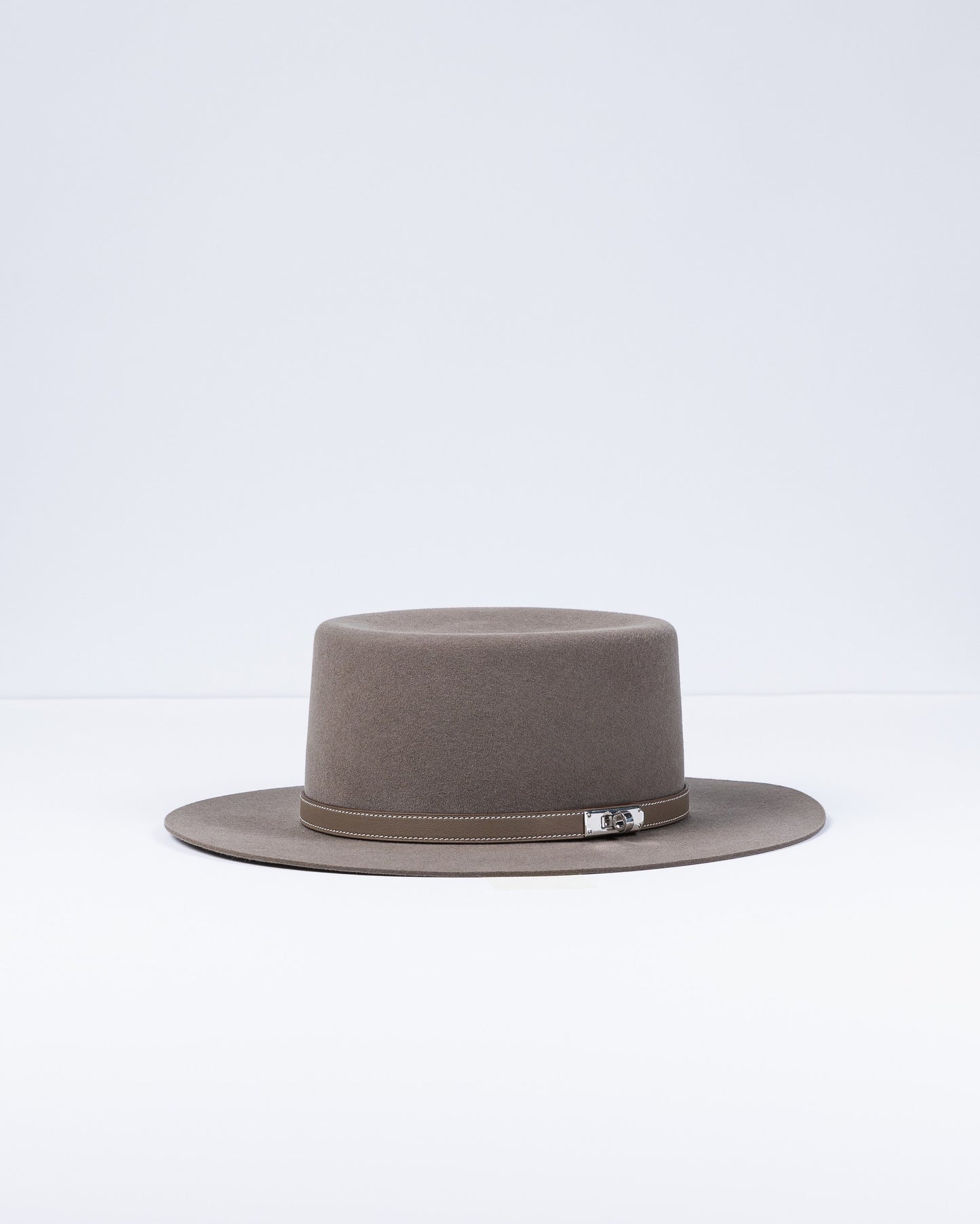 Hampton Hat Etoupe in Felt with Palladium Hardware size 57