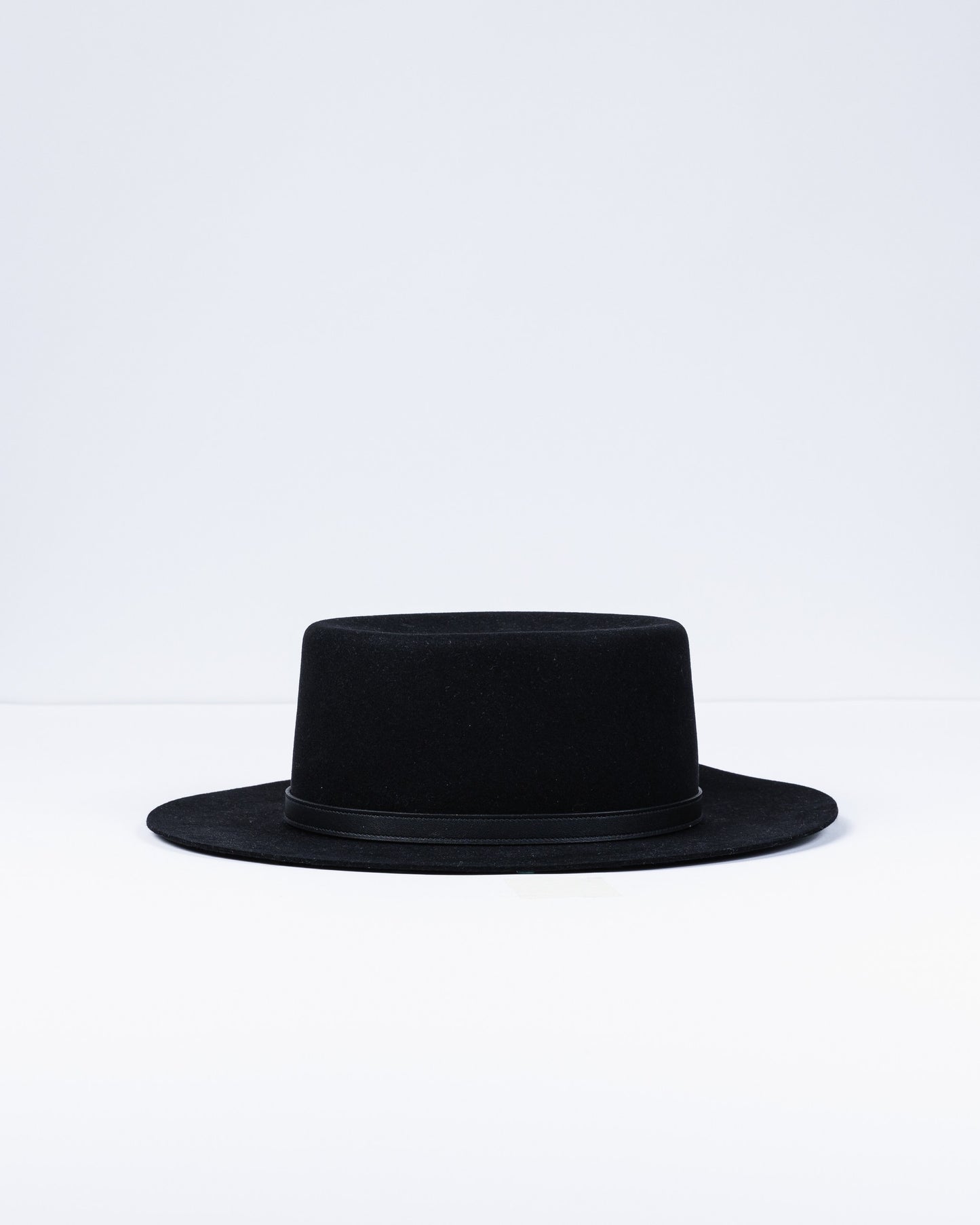 Hampton Hat Black in Felt with Gold Hardware size 58