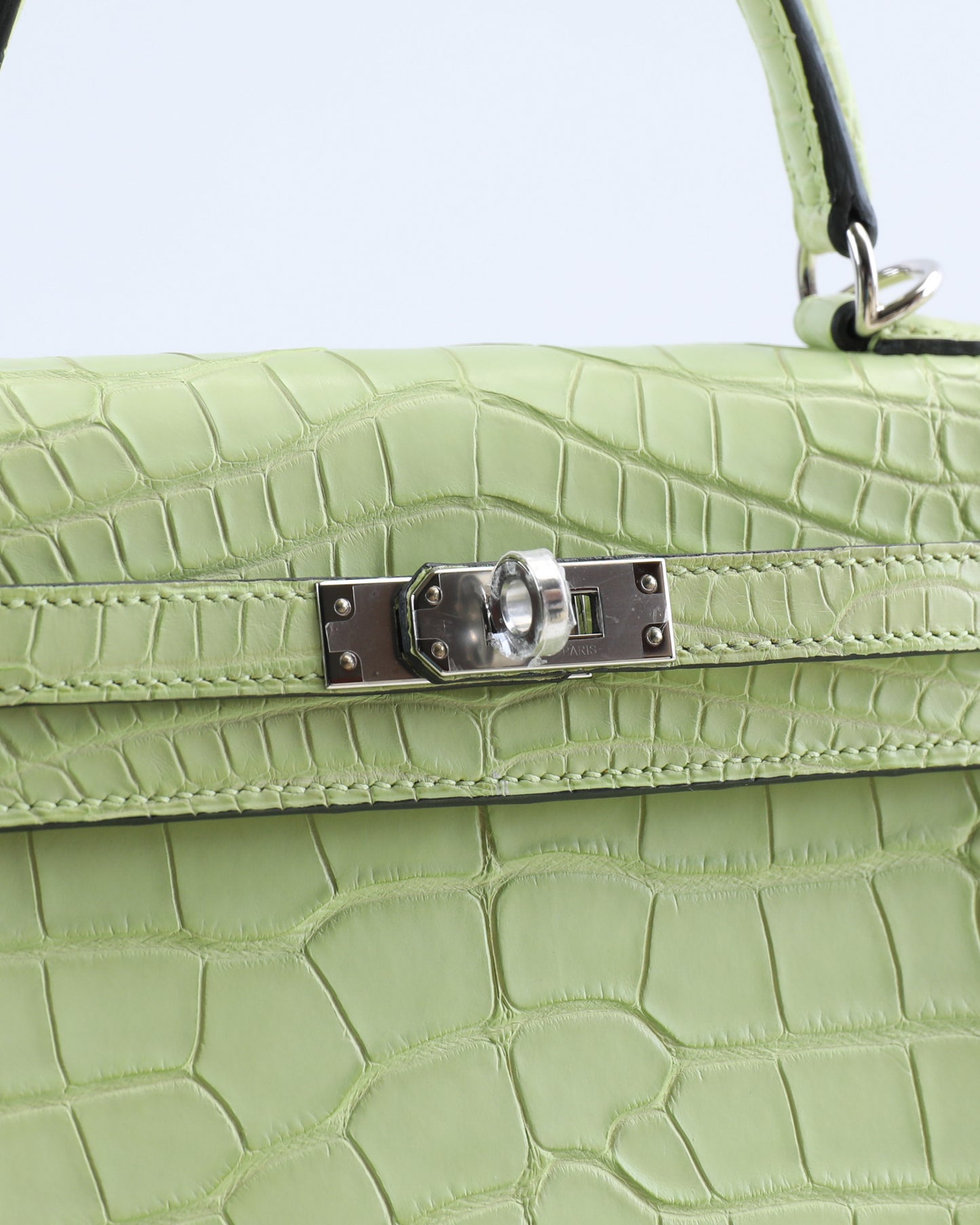 Kelly 25 Jaune Bourgeon Matte Alligator with Palladium Hardware