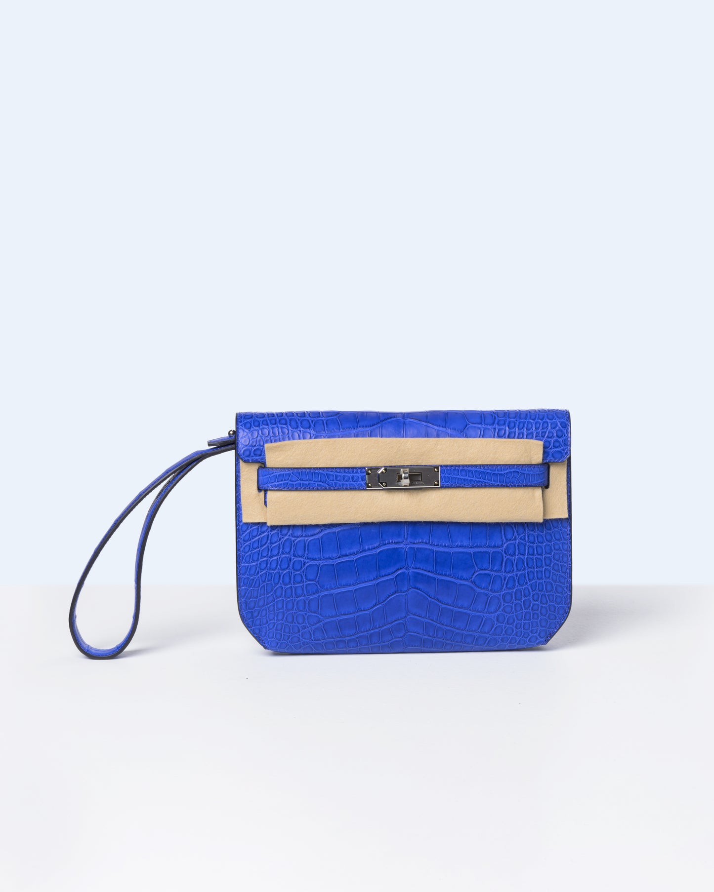 Kelly Depeches 25 Bleu Royal in Matte Alligator with Palladium Hardware