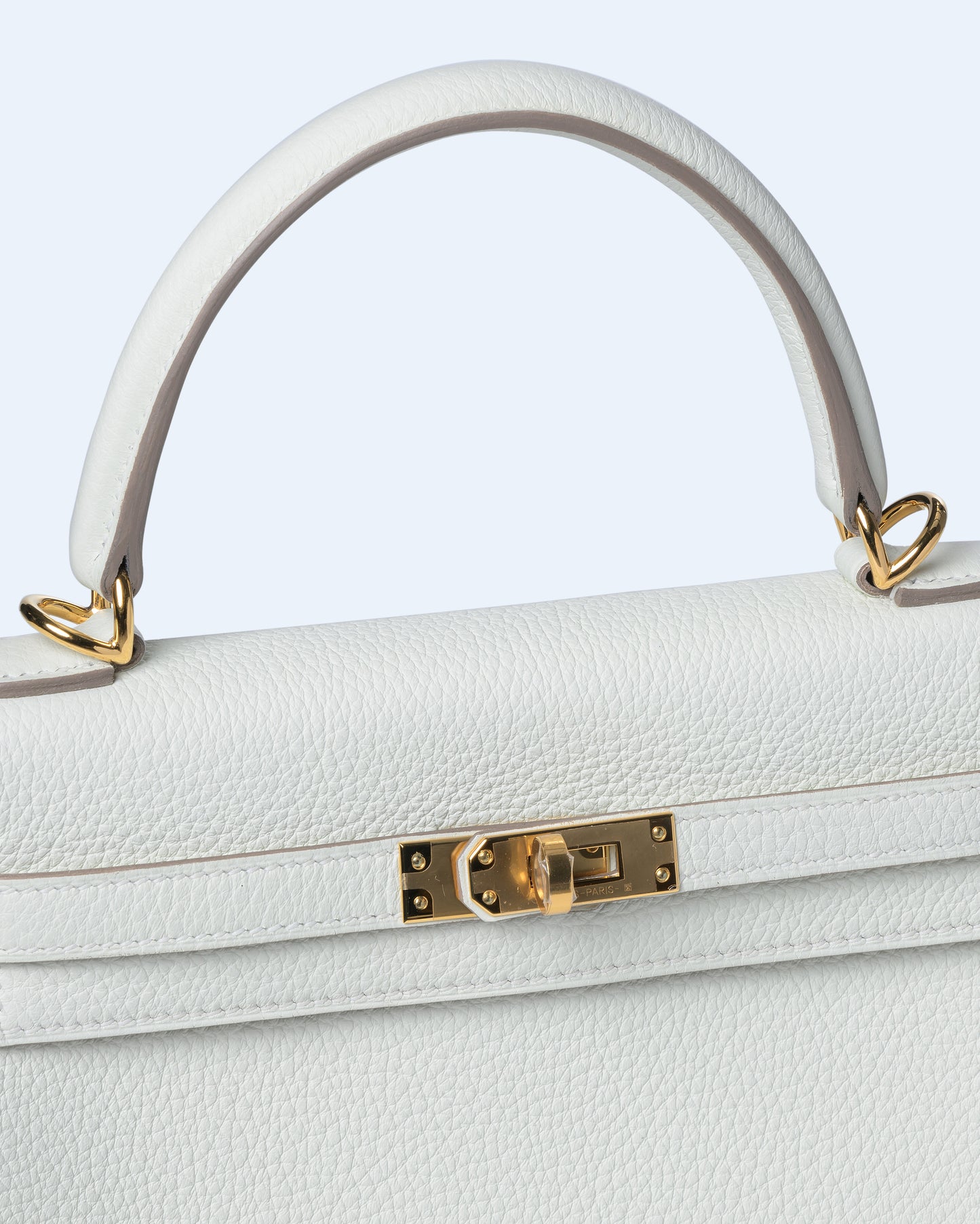 Kelly 25 Mushroom in Togo Leather with Gold Hardware