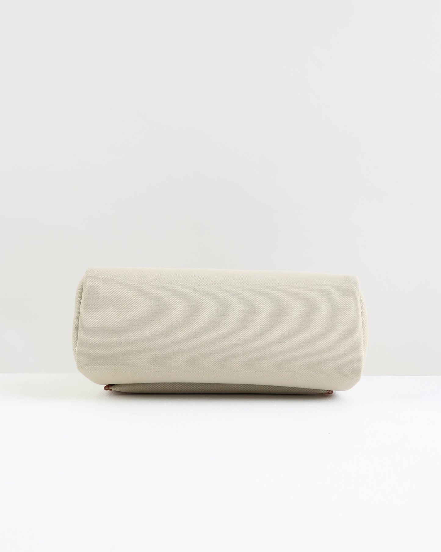 Herbag Zip 31 in Tan Vache Hunter and Beton Toile with Gold Hardware