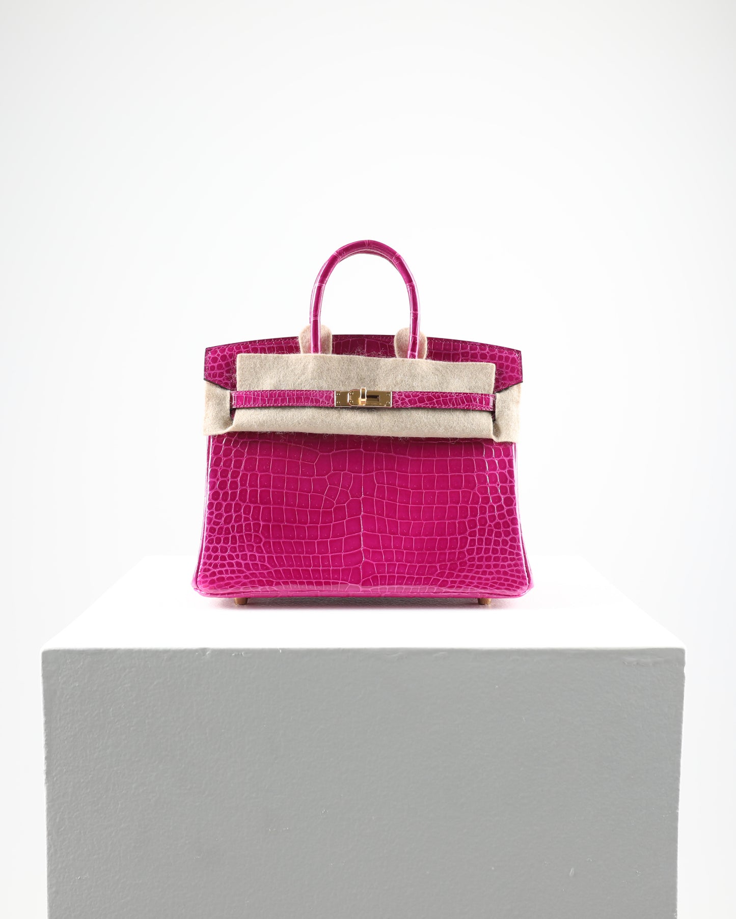 Birkin 25 Rose Scheherazade Porosus Crocodile with Gold Hardware