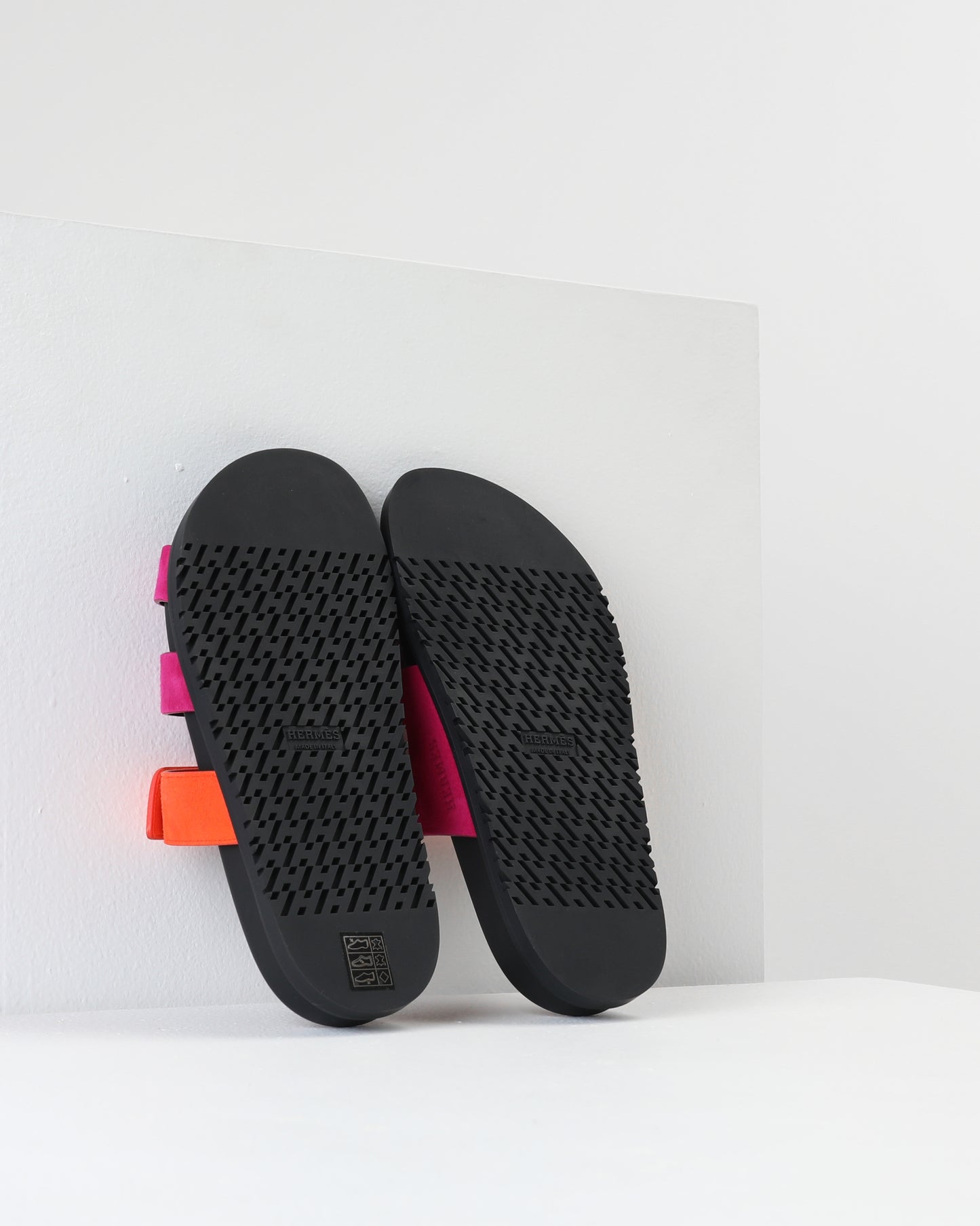 Chypre Sandal in Rose Chapa/Orange Suede