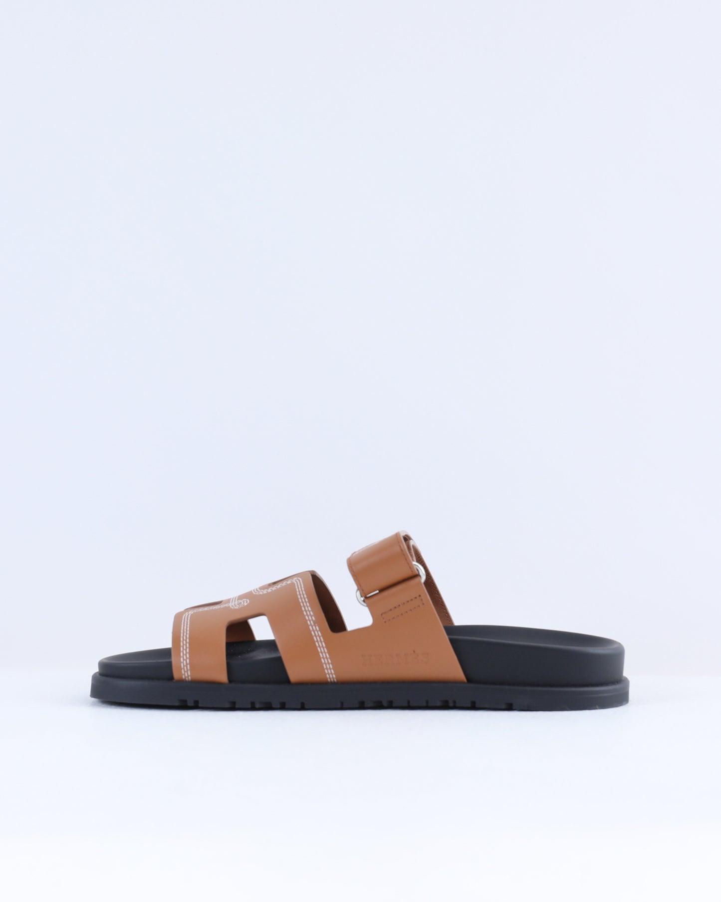 Chypre Sandal Femme Gold Star in Calfskin Leather