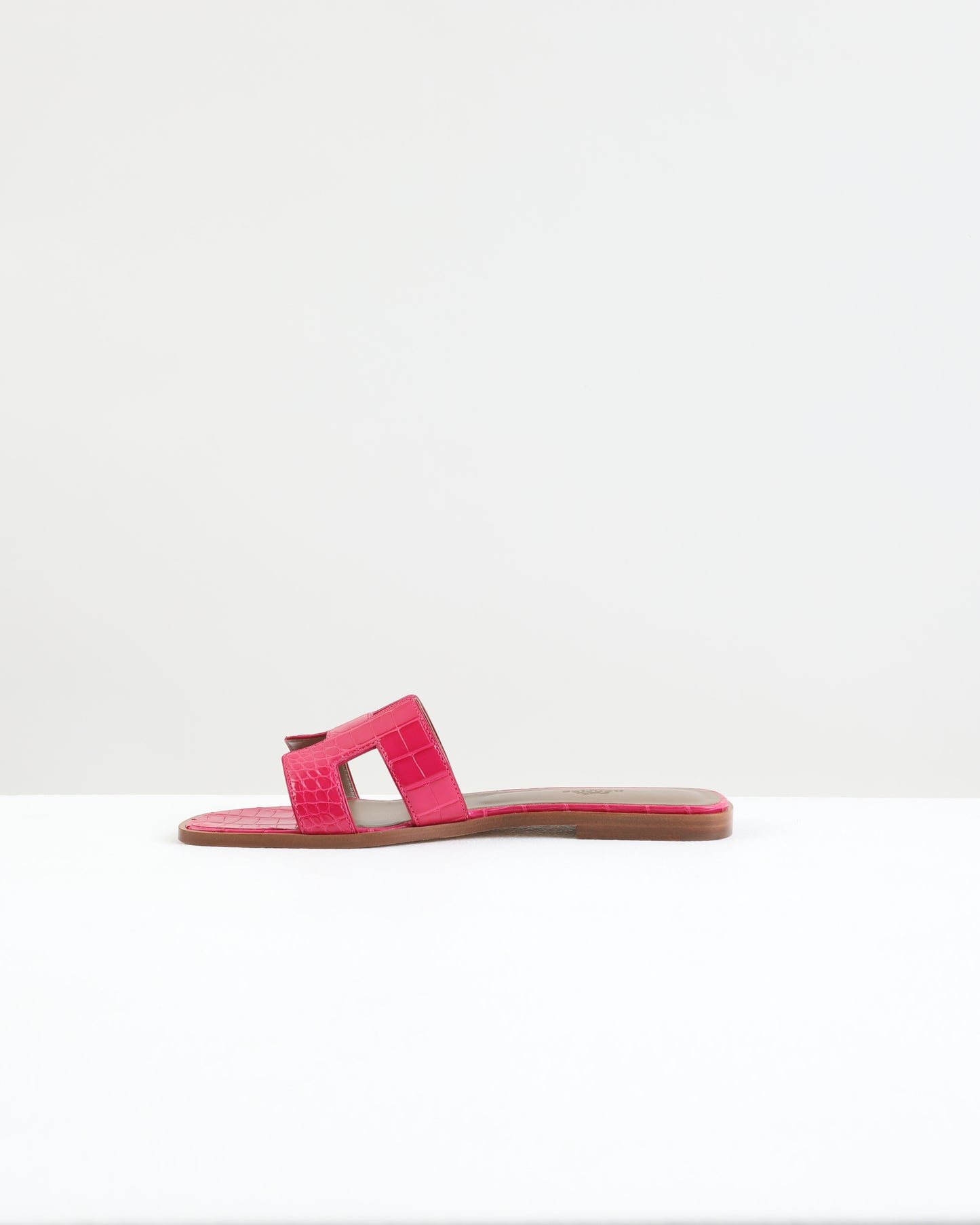 Oran Sandal in Rose Mexico Alligator Leather