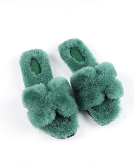 Oran Sandal in Vert Anglais Fur Woolskin