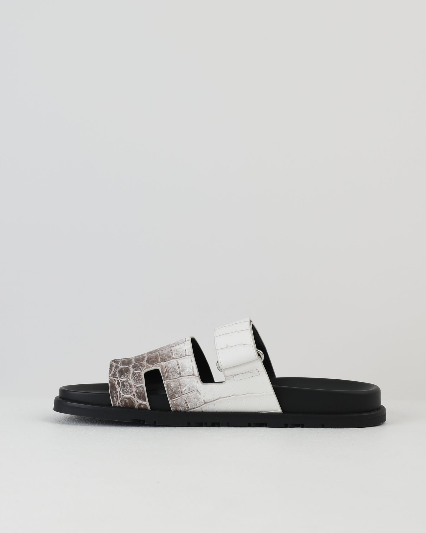 Chypre Sandal in Himalaya Niloticus Crocodile Leather