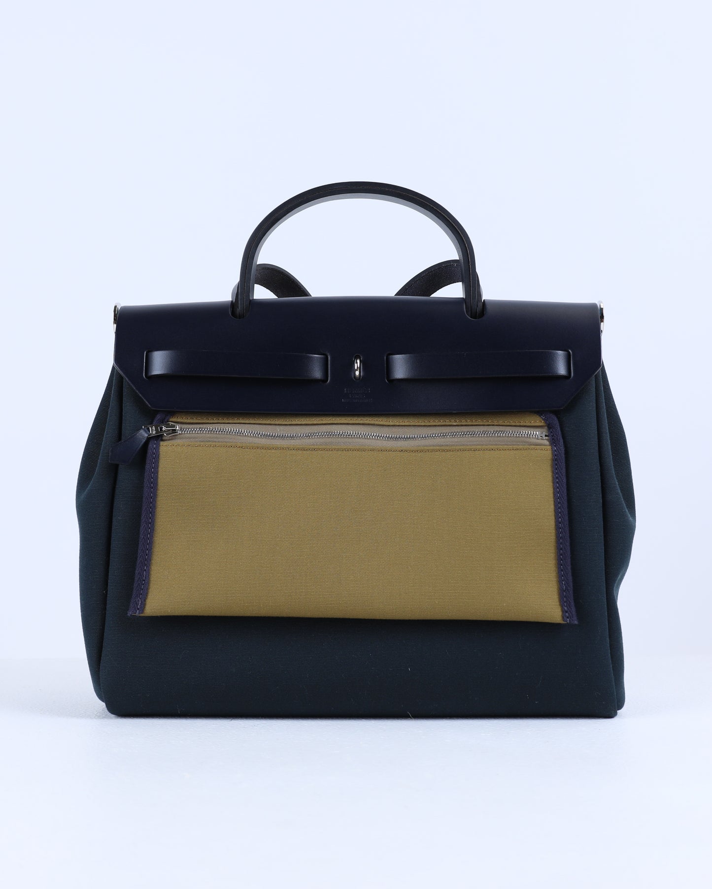 Herbag Zip 31 in Vert Cypress-VT Olive/Bleu Indigo Toile Officier Bicolore Vache Hunter with Palladium Hardware