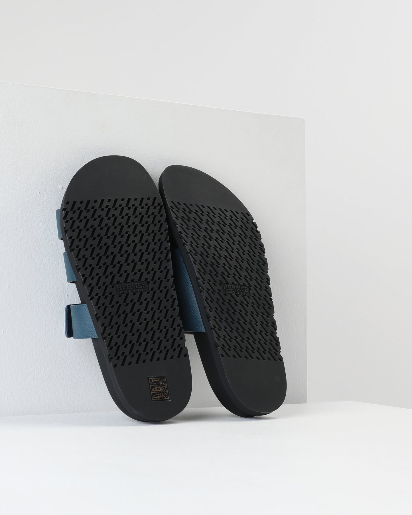 Chypre Sandal Homme in Blue Celeste Epsom