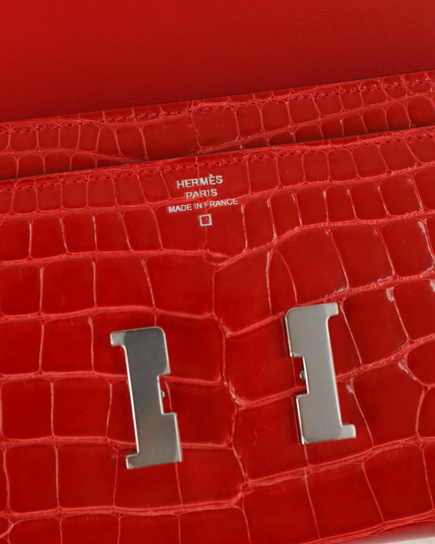 Constance To Go Wallet Rouge De Couer Alligator with Palladium Hardware