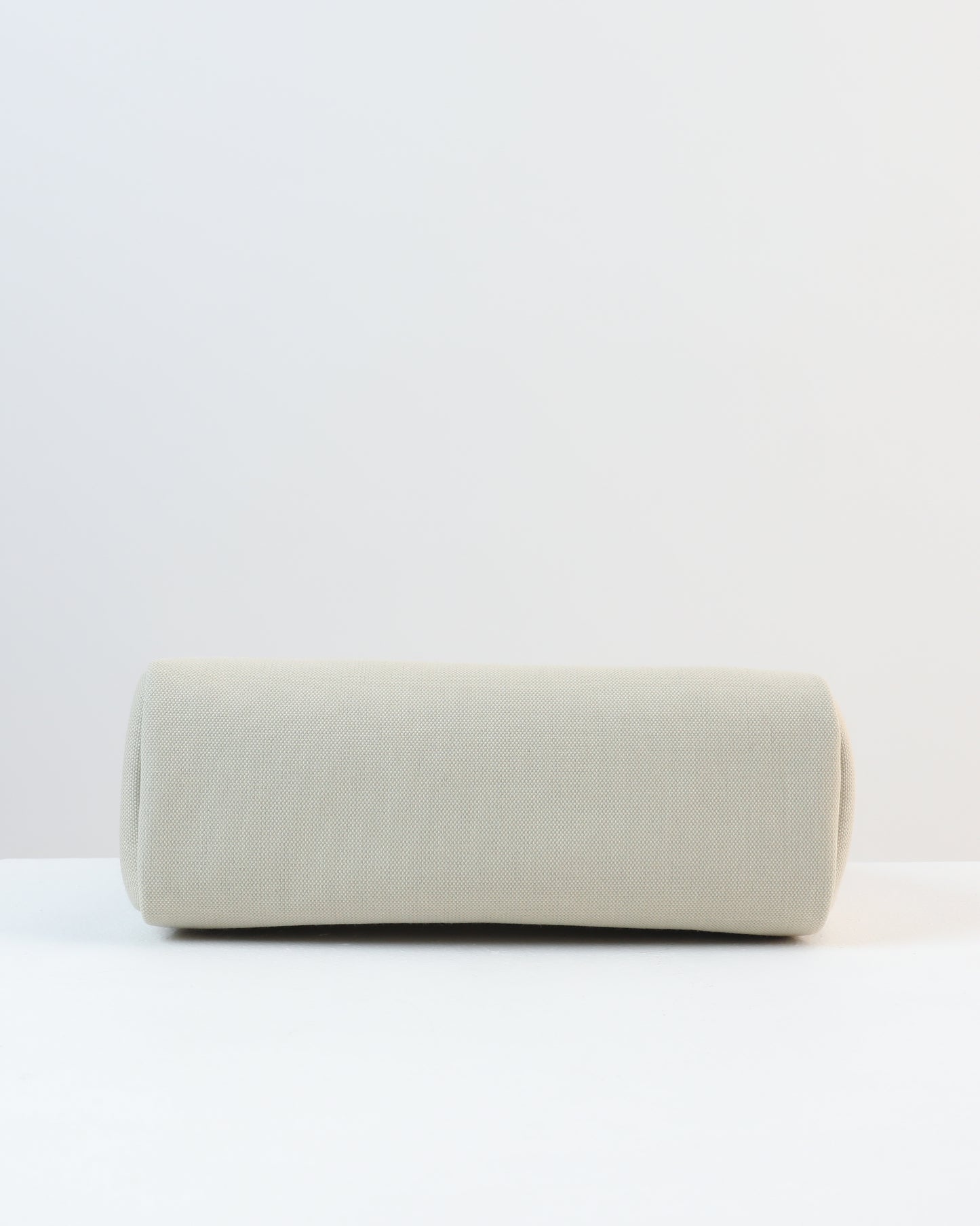 Herbag Zip 31 in Natural Vache Hunter and Beton Toile with Gold Hardware