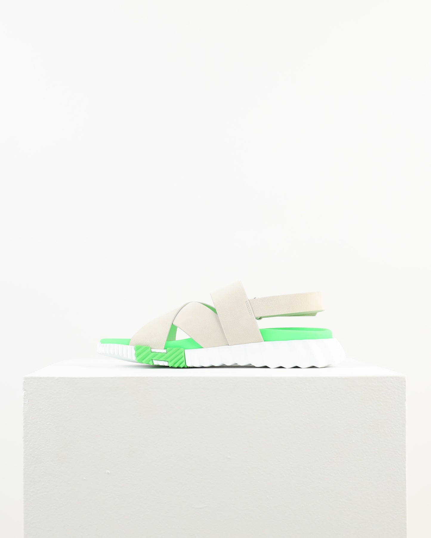 Electric Sandals in Beige Glaise