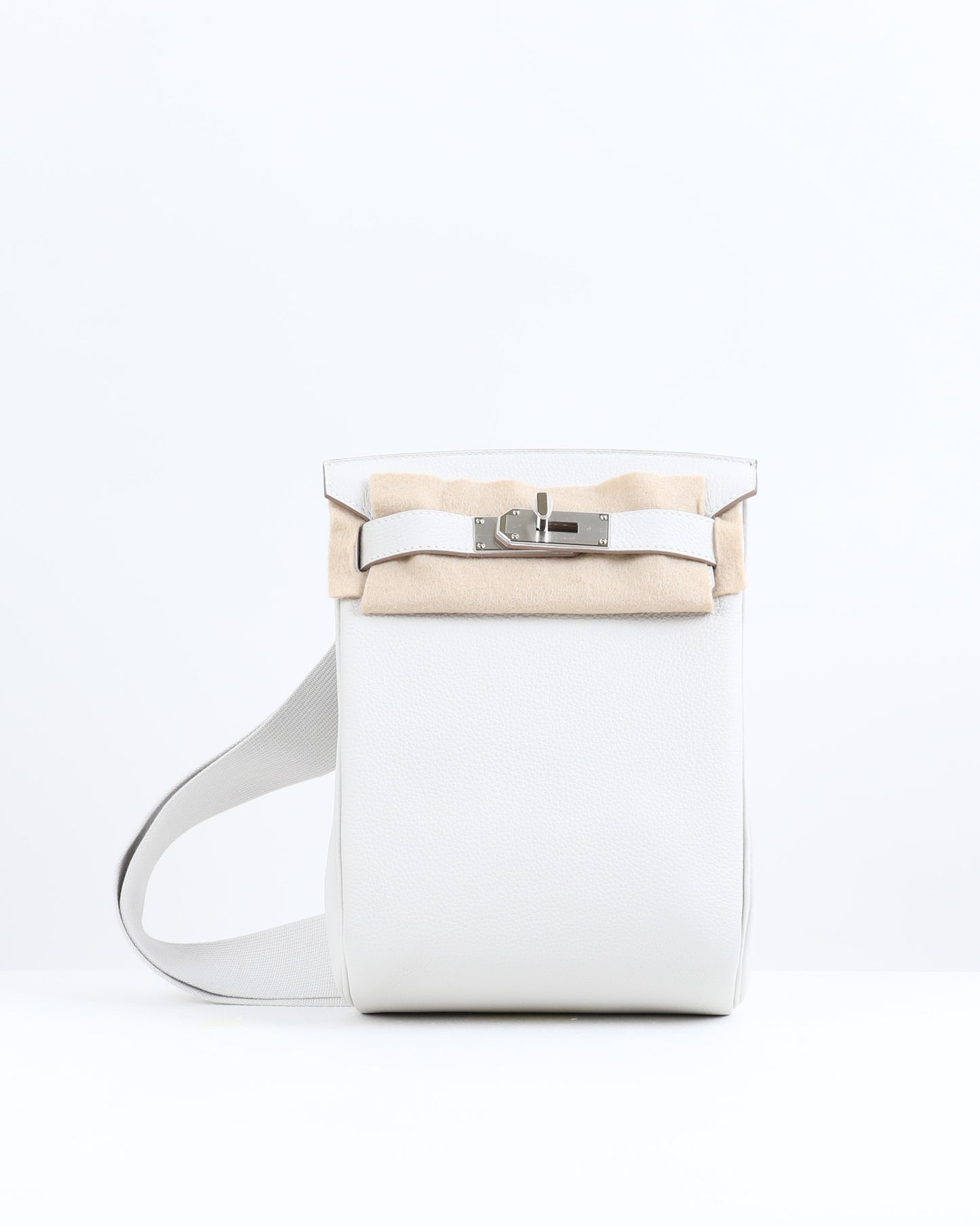Hac a Dos PM Backpack Gris Perle in Togo Leather with Palladium Hardware