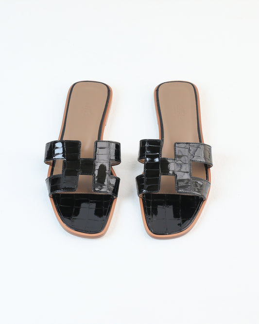 Oran Sandal in Black Crocodile Leather