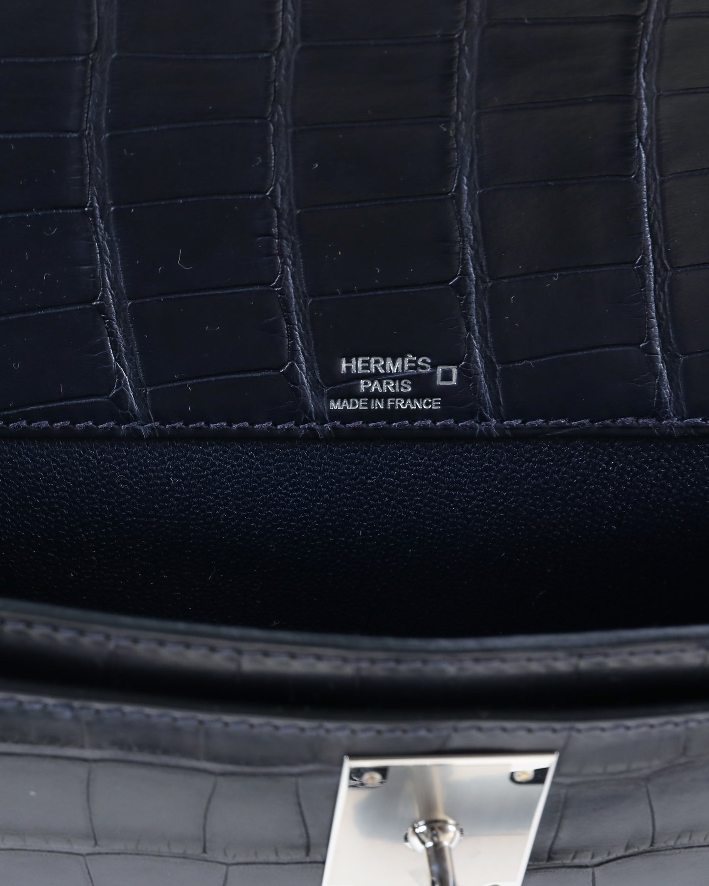 Kelly Depeches 25 Blue Indigo Matte Alligator with Palladium Hardware