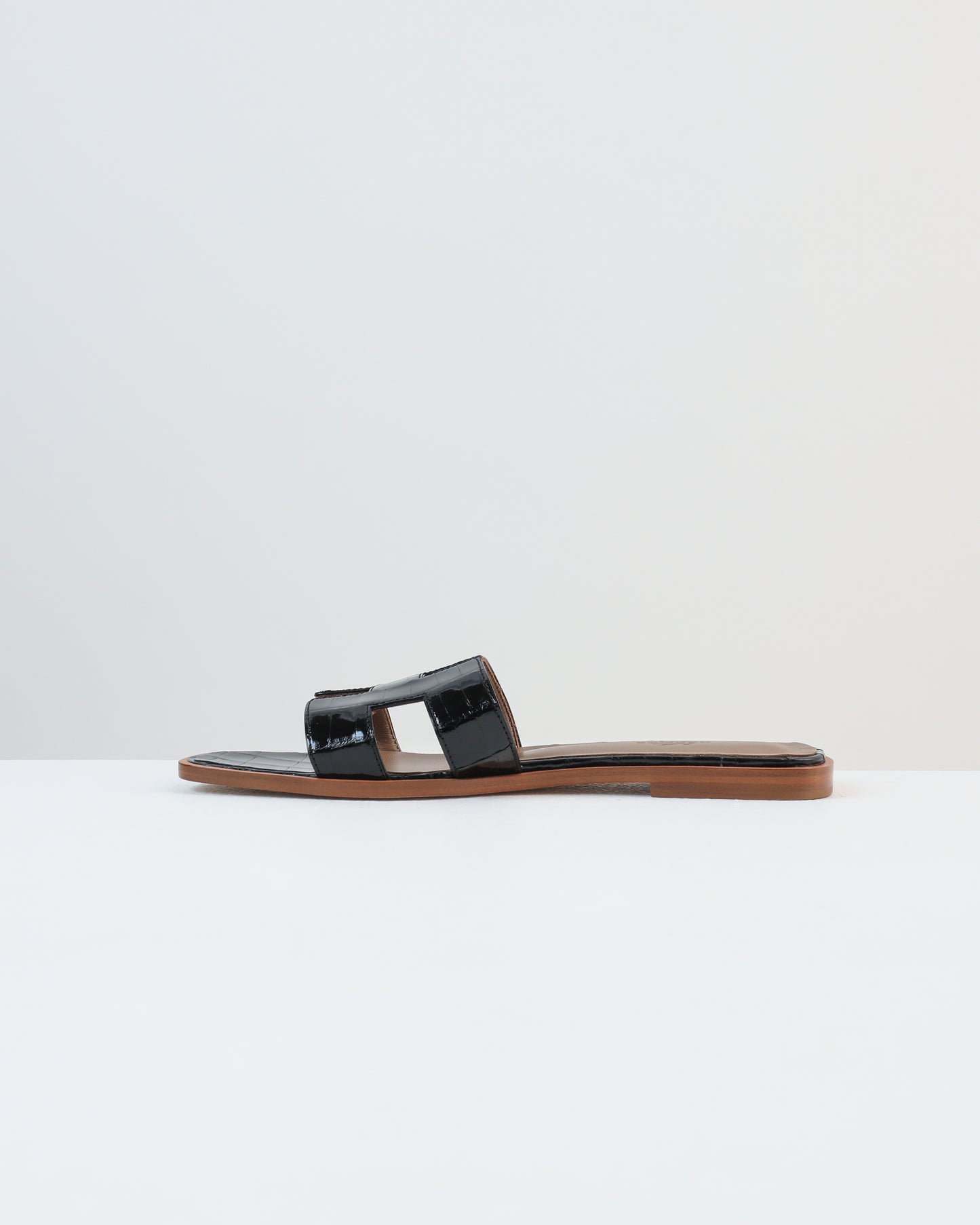 Oran Sandal in Black Crocodile Leather