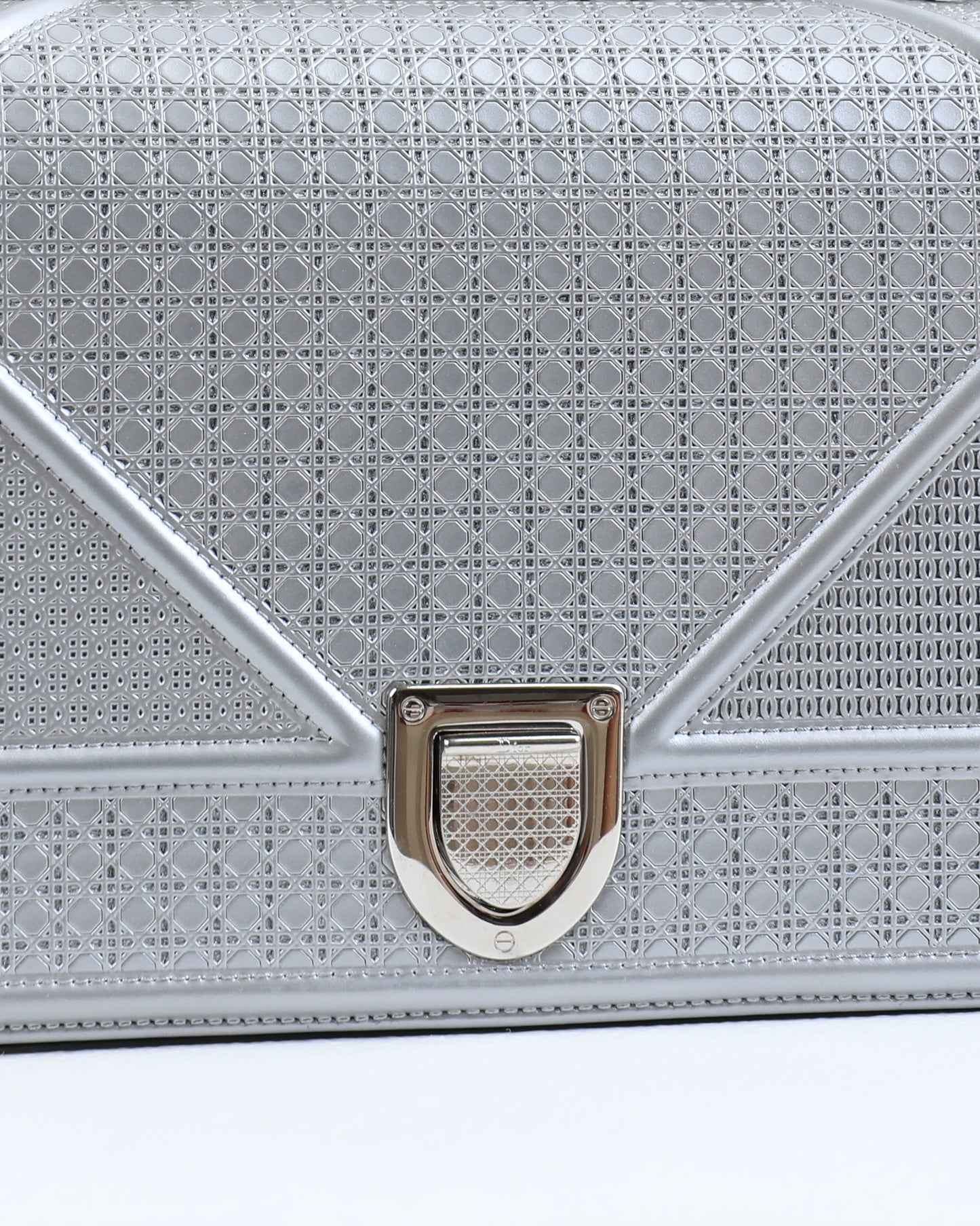 Dior Silver Medium Cannage Patent Leather Diorama Wallet On Chain