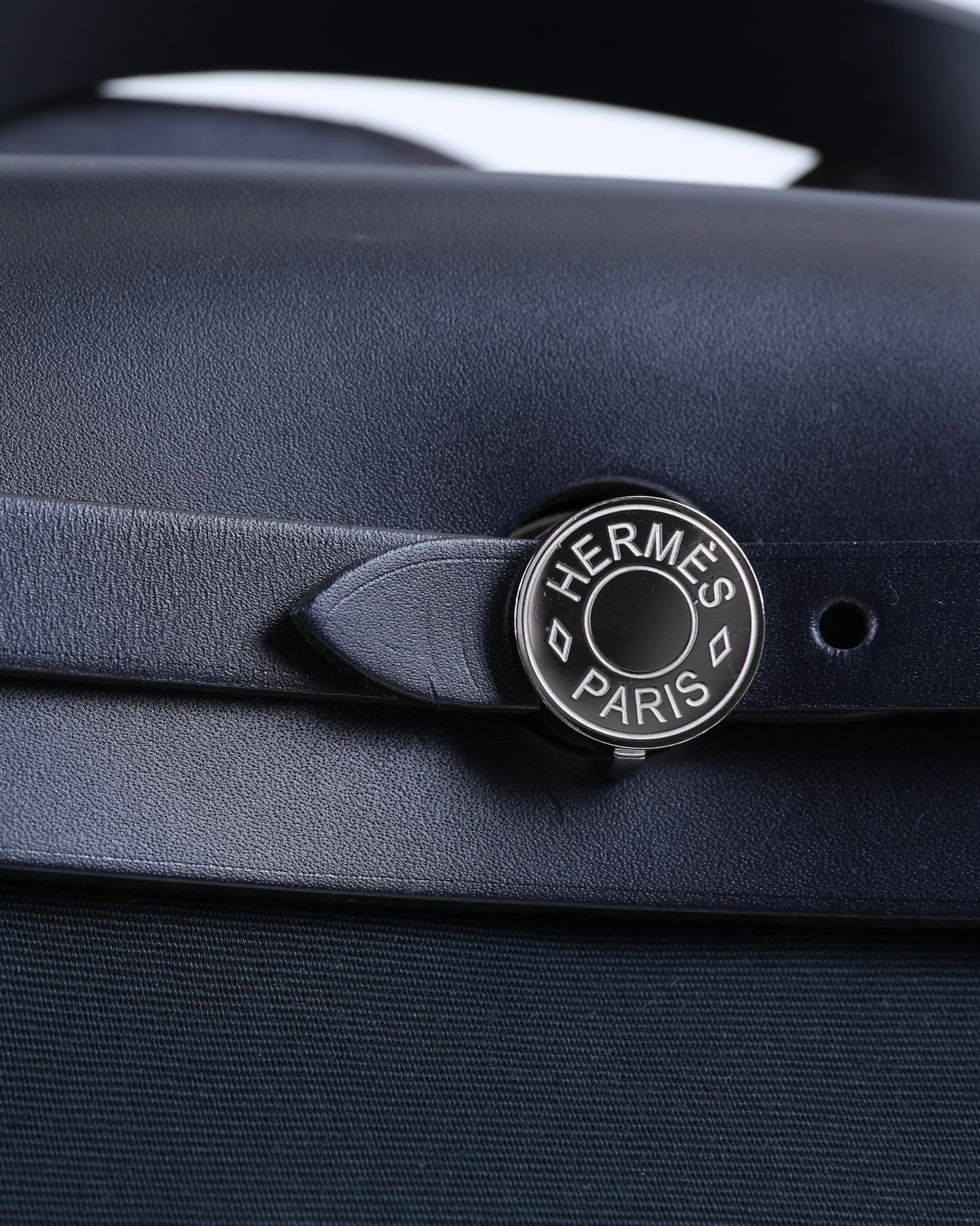 Herbag Zip 31 in Vert Cypress-VT Olive/Bleu Indigo Toile Officier Bicolore Vache Hunter with Palladium Hardware