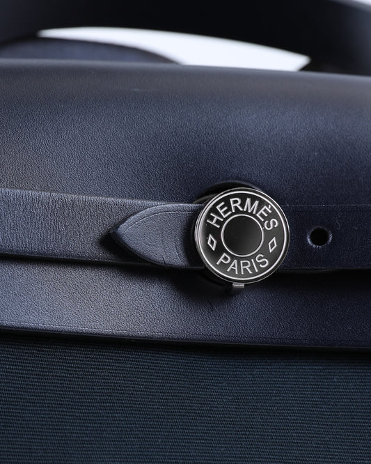 Herbag Zip 31 in Vert Cypress-VT Olive/Bleu Indigo Toile Officier Bicolore Vache Hunter with Palladium Hardware