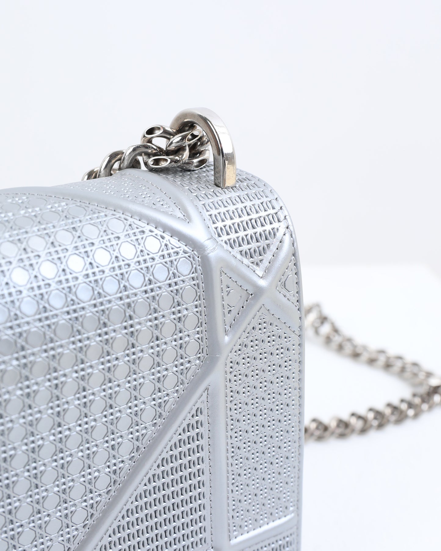 Dior Silver Medium Cannage Patent Leather Diorama Wallet On Chain