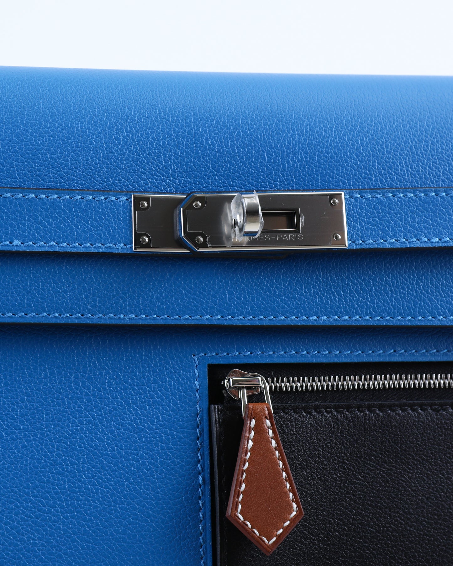 Kelly Depeches 25 Colormatic Bleu Hydra/Noir/Fauve Evercolor, Evergrain, & Barenia Calskin with Palladium Hardware