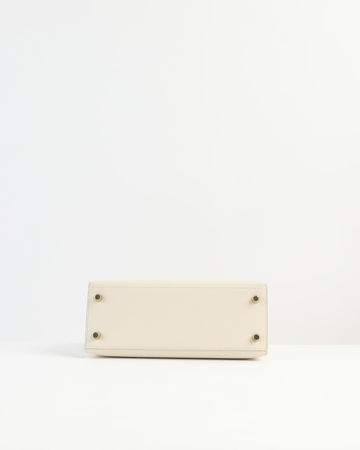 Kelly 25 Sellier Craie in Epsom Leather with Gold Hardware