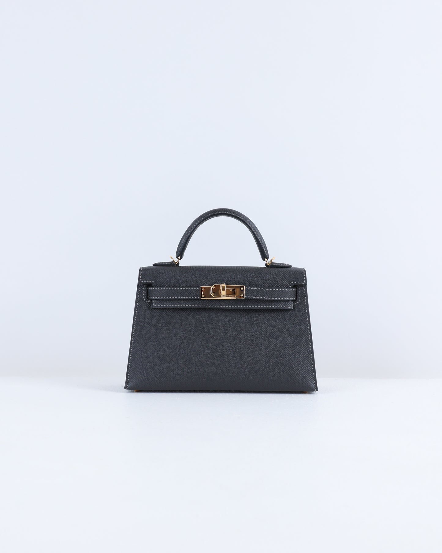 Kelly 20 Graphite Sellier in Epsom Leather with Gold Hardware