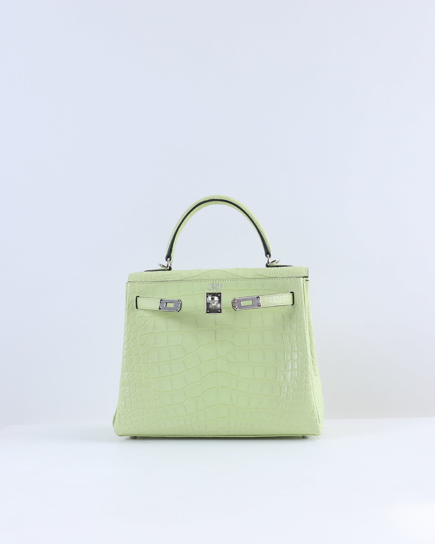 Kelly 25 Jaune Bourgeon Matte Alligator with Palladium Hardware
