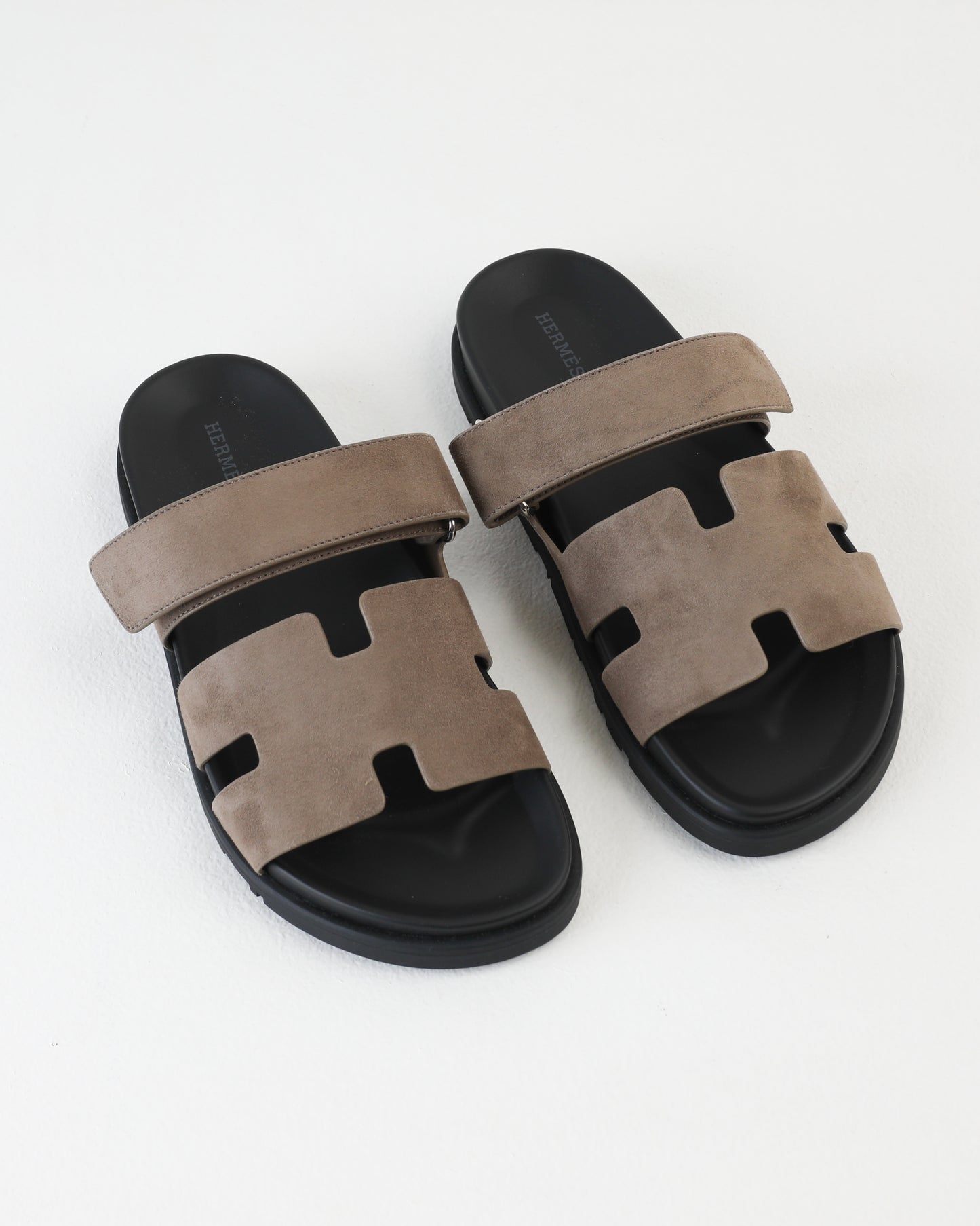 Chypre Sandal Homme in Etoupe Suede