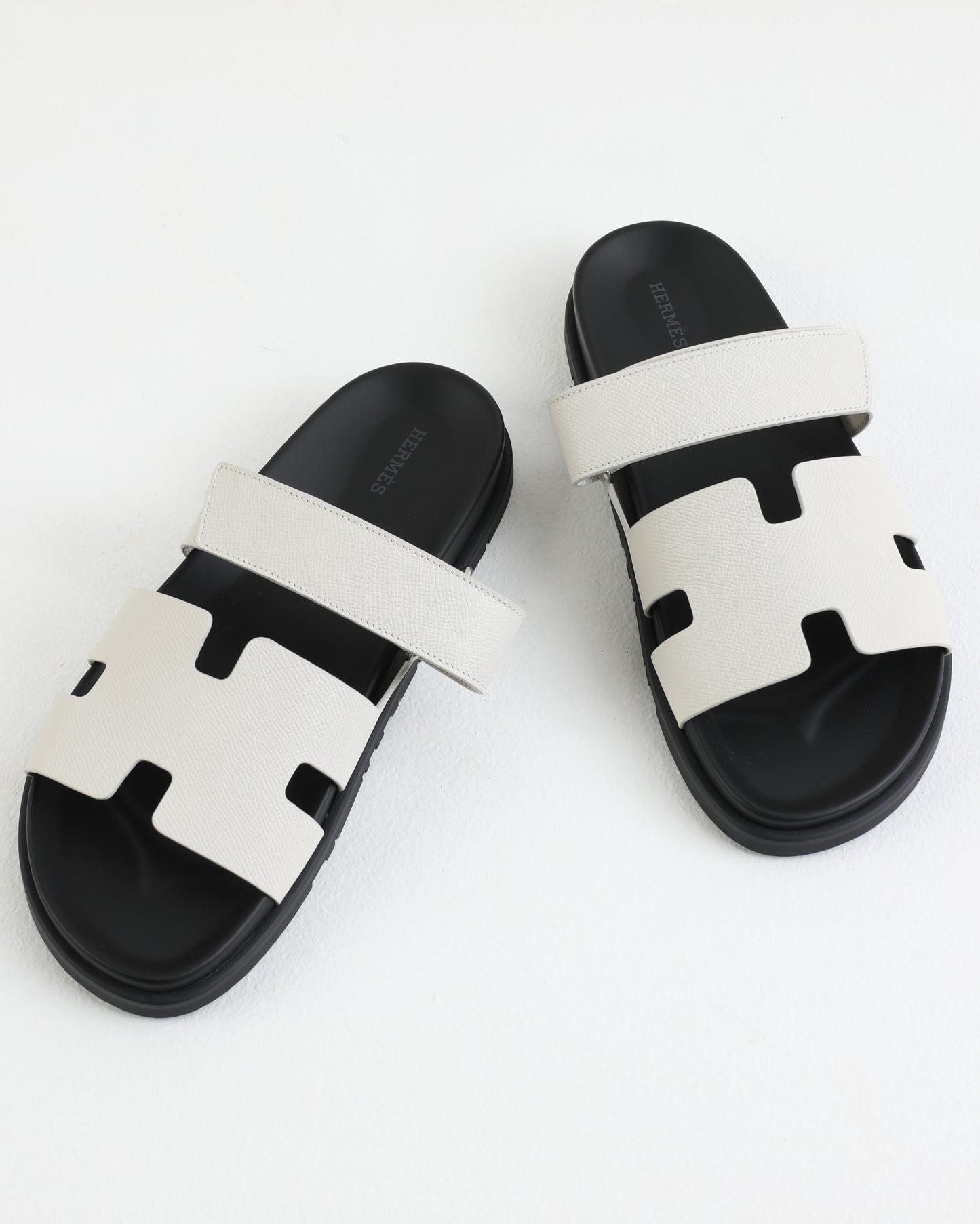 Chypre Sandal Homme in Beige Glaise Epsom Leather