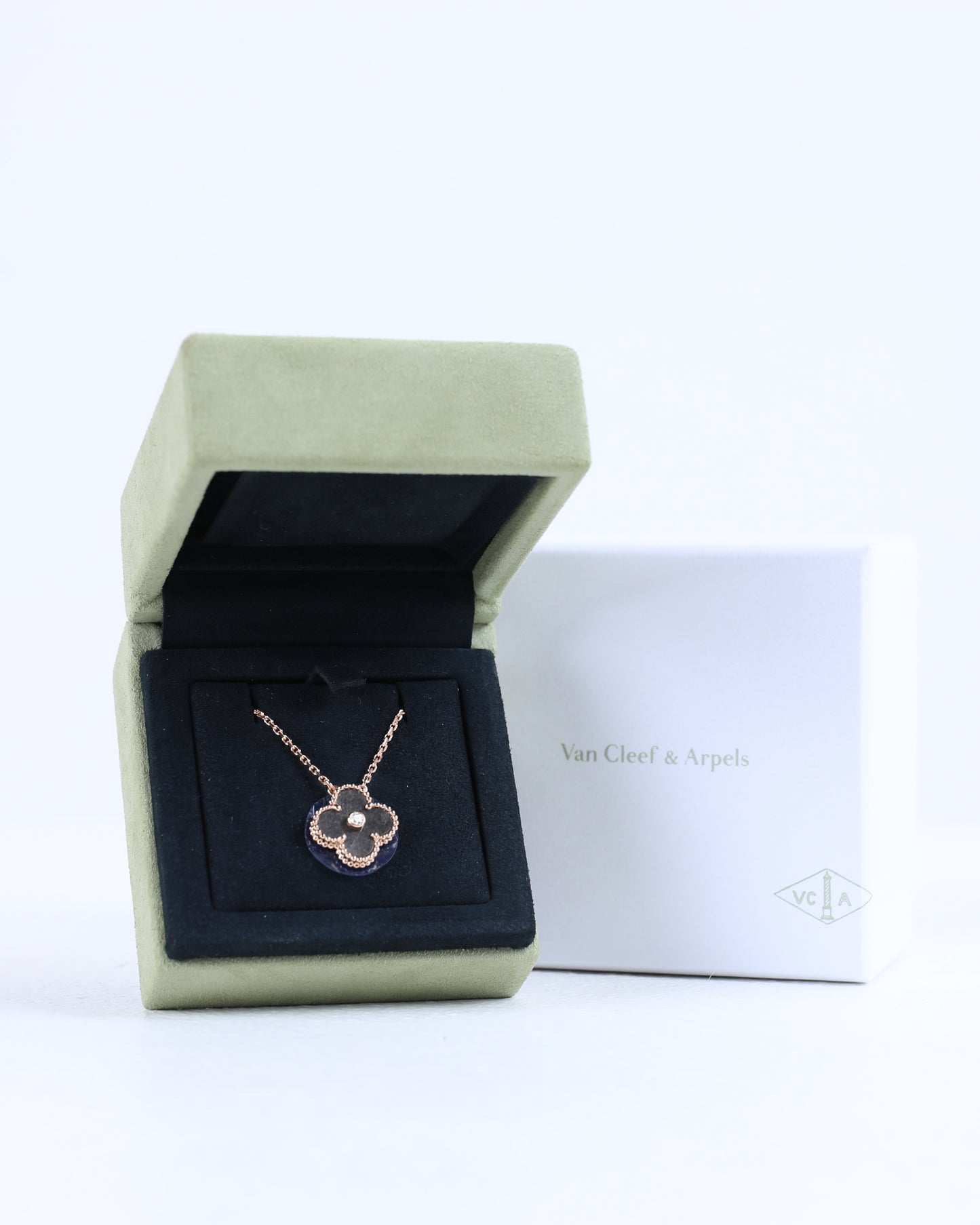 Van Cleef & Arpels Holiday Pendant 2023 Silver Obsidian
