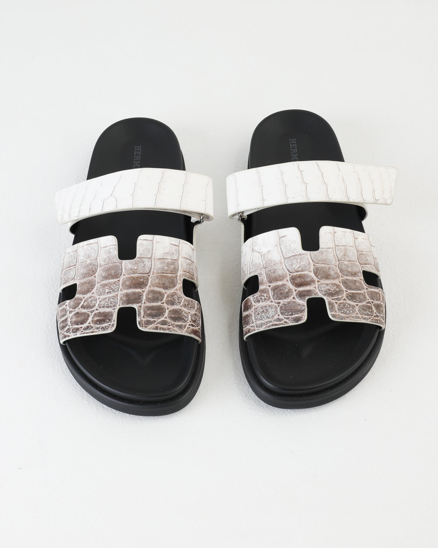 Chypre Sandal in Himalaya Niloticus Crocodile Leather