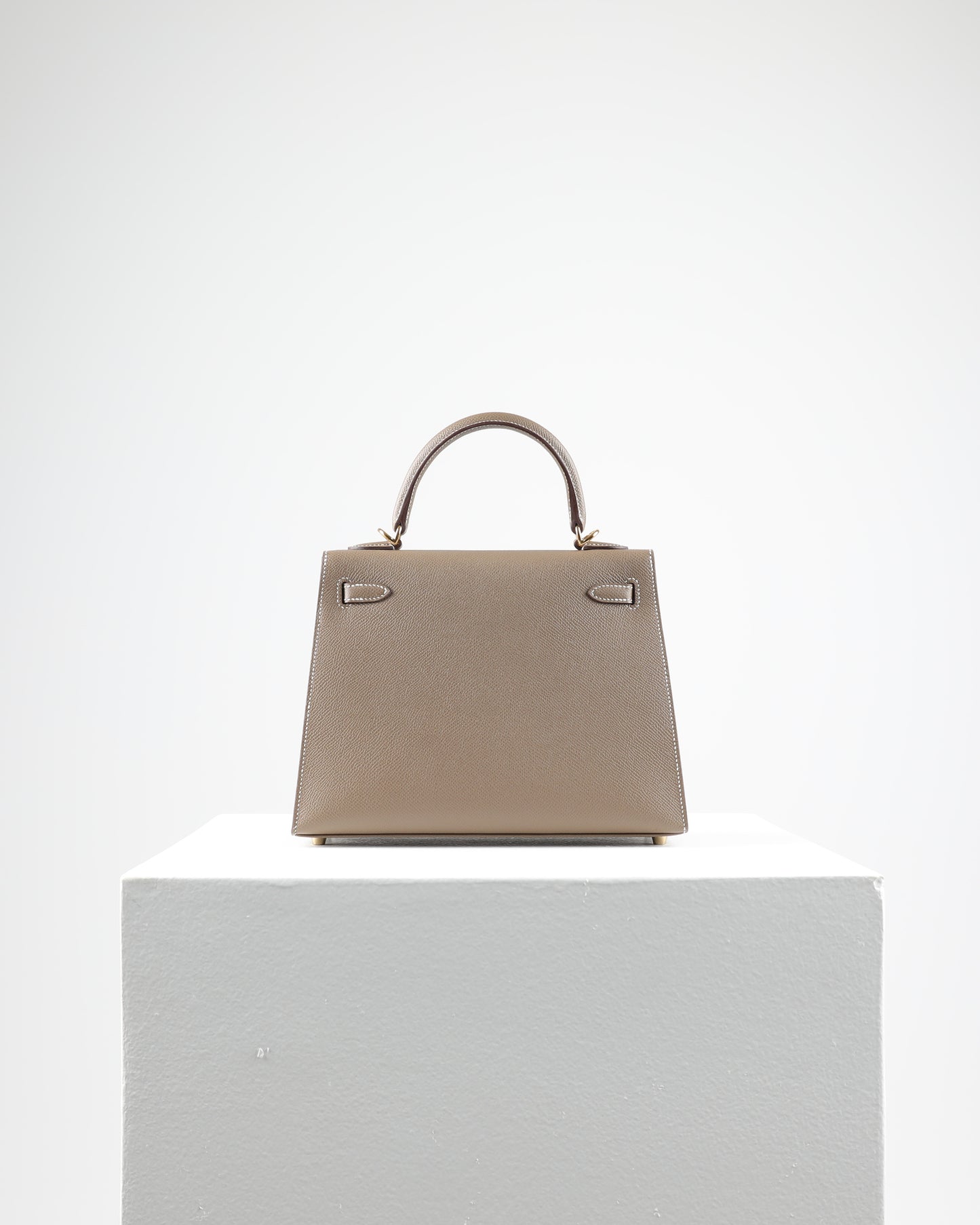 Kelly 25 Etoupe in Epsom Leather with Gold Hardware
