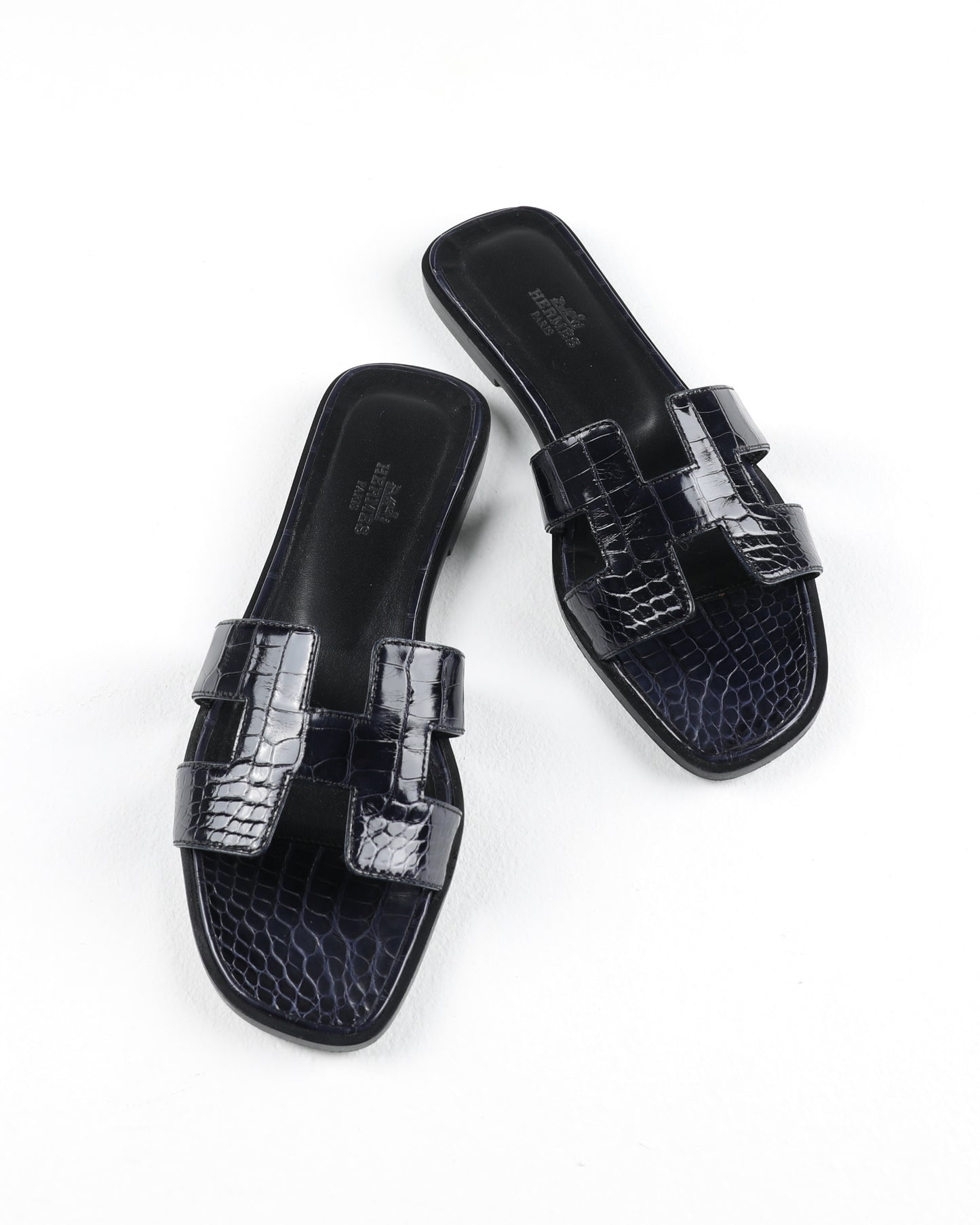 Oran Sandal in Dark Blue Crocodile Leather