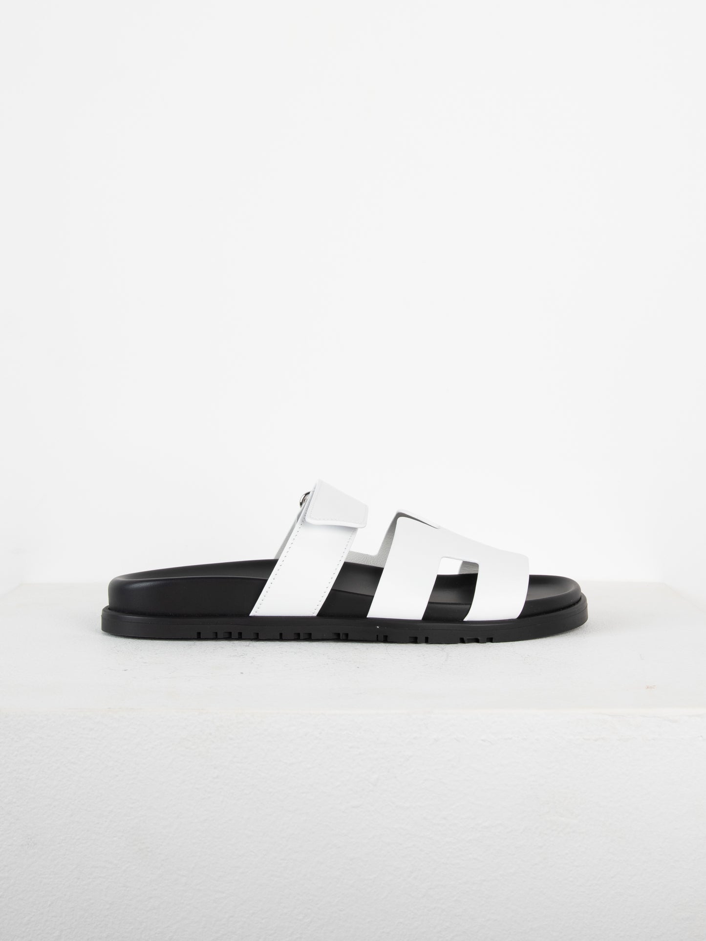 Chypre Sandal Femme in White Calfskin