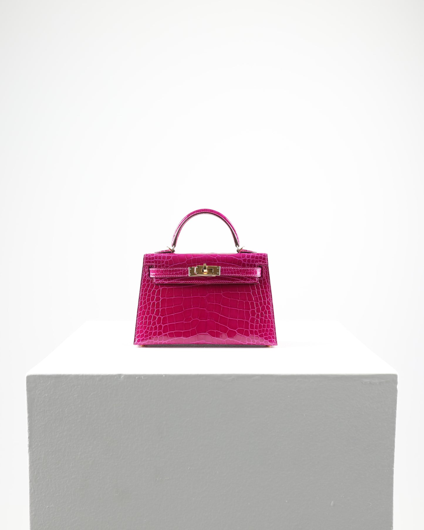 Kelly 20 Rose Scheherazade Sellier Alligator with Gold Hardware