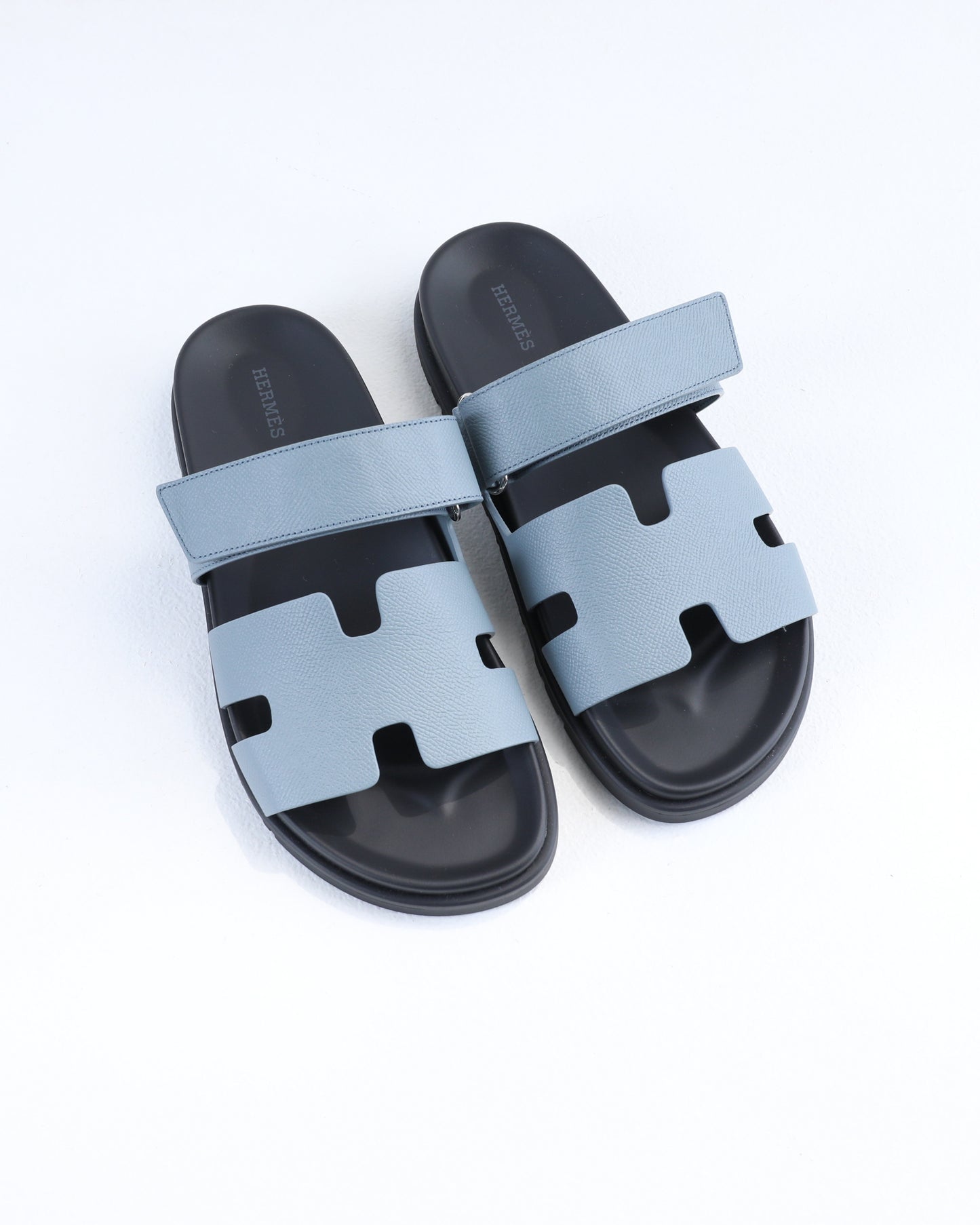 Chypre Sandal Homme in Gris Antarctique Epsom Leather