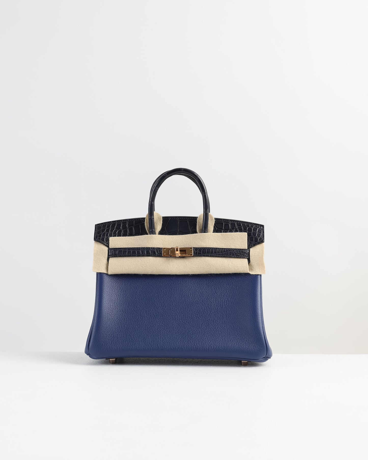 Birkin 25 Blue Saphir / Blue Marine Touch in Matte Alligator with Rose Gold Hardware