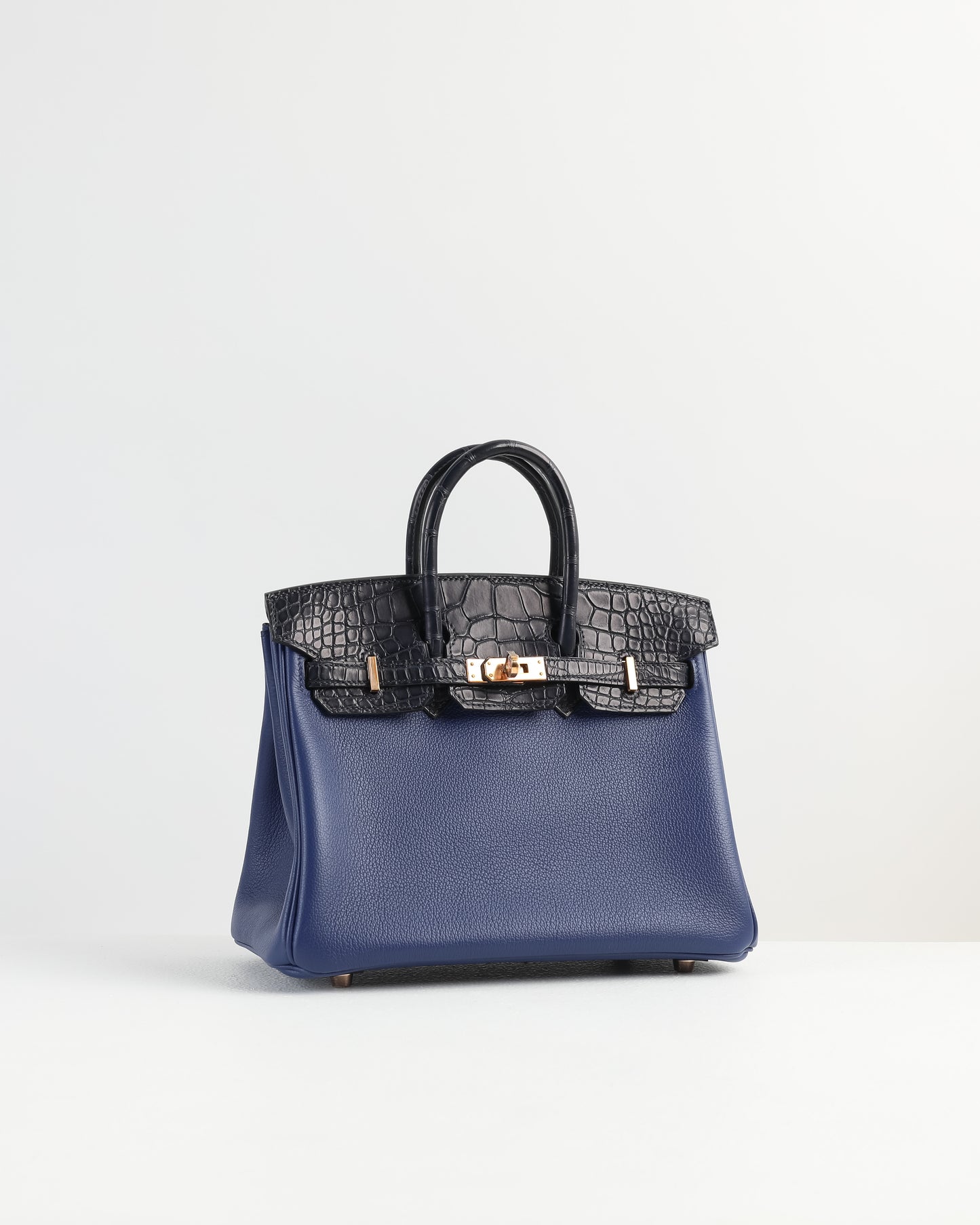 Birkin 25 Blue Saphir / Blue Marine Touch in Matte Alligator with Rose Gold Hardware