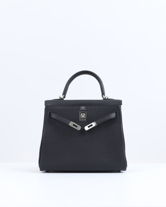 Kelly 25 Black in Togo Leather with Palladium Hardware